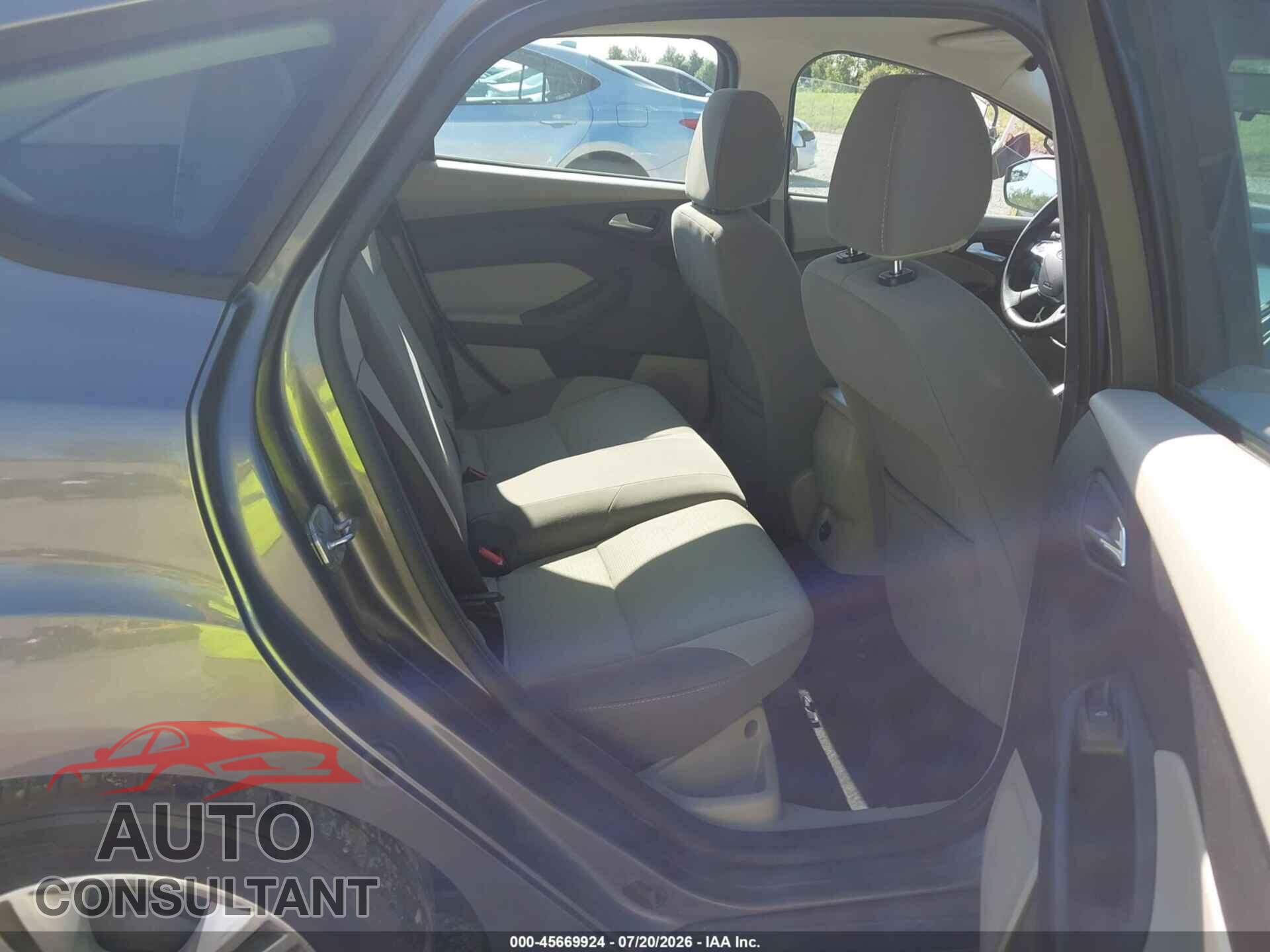 FORD FOCUS 2013 - 1FADP3K22DL166785