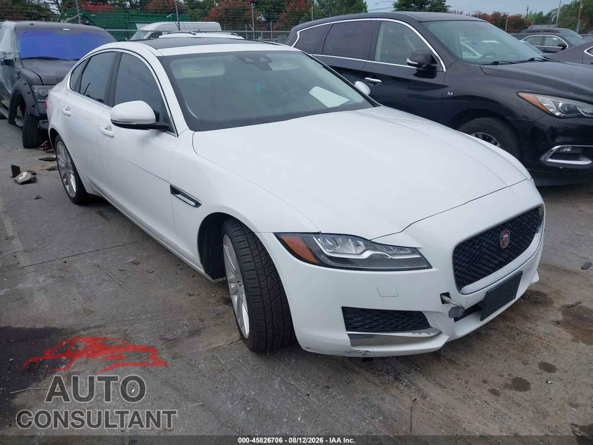 JAGUAR XF 2017 - SAJBK4BV8HCY44575