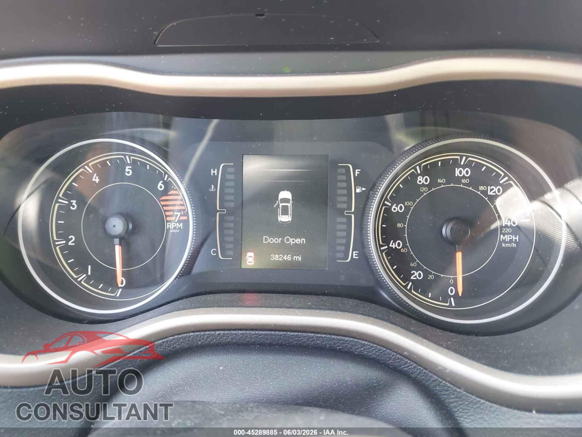 JEEP CHEROKEE 2018 - 1C4PJLCB2JD620675
