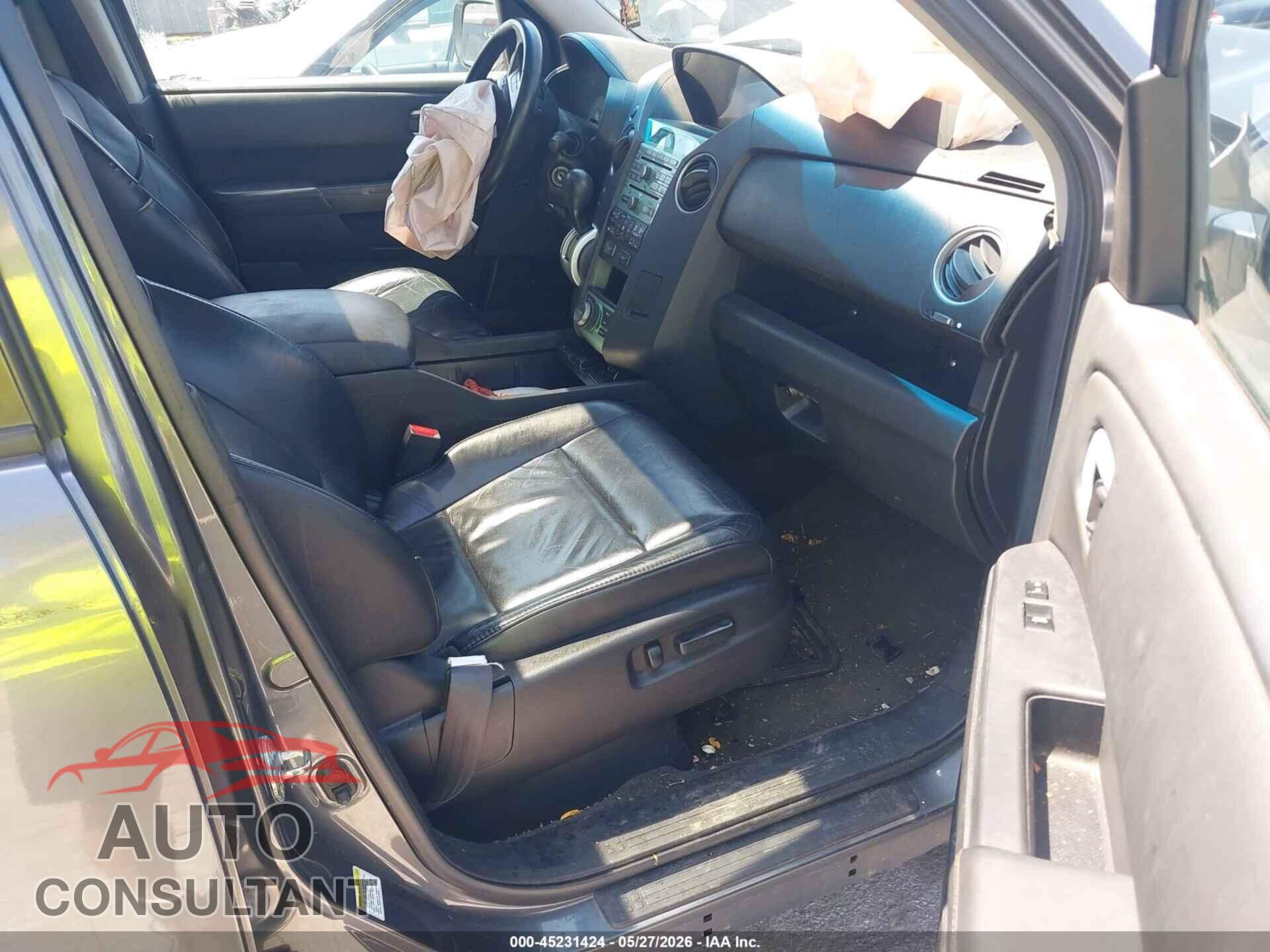 HONDA PILOT 2011 - 5FNYF4H91BB100818