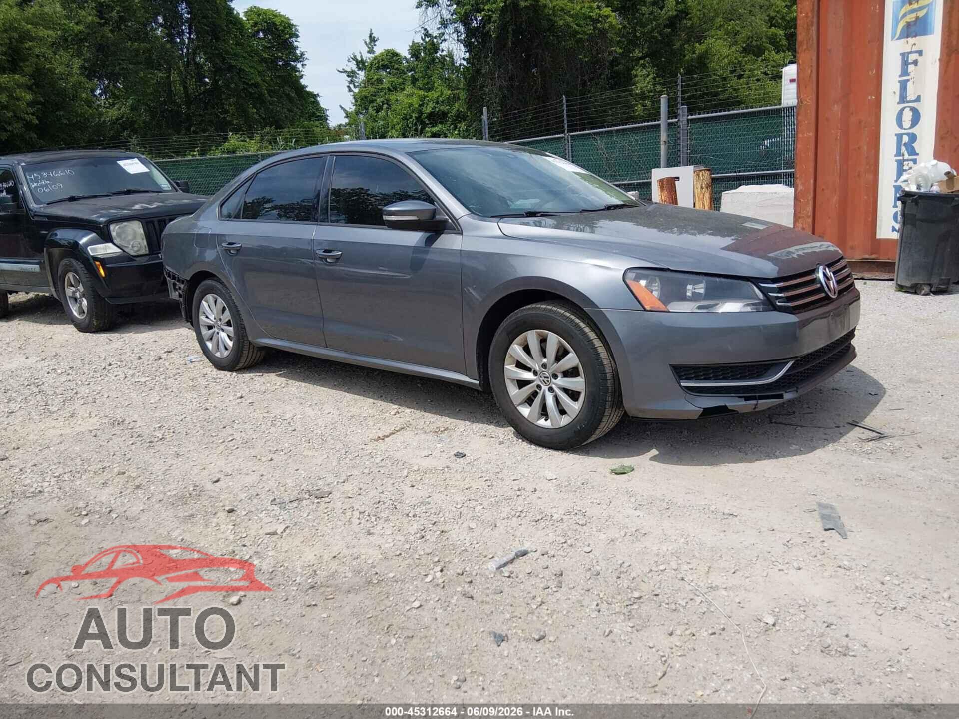 VOLKSWAGEN PASSAT 2015 - 1VWAT7A32FC037634