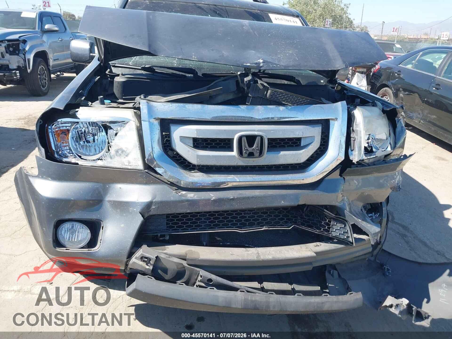 HONDA PILOT 2011 - 5FNYF4H79BB055075