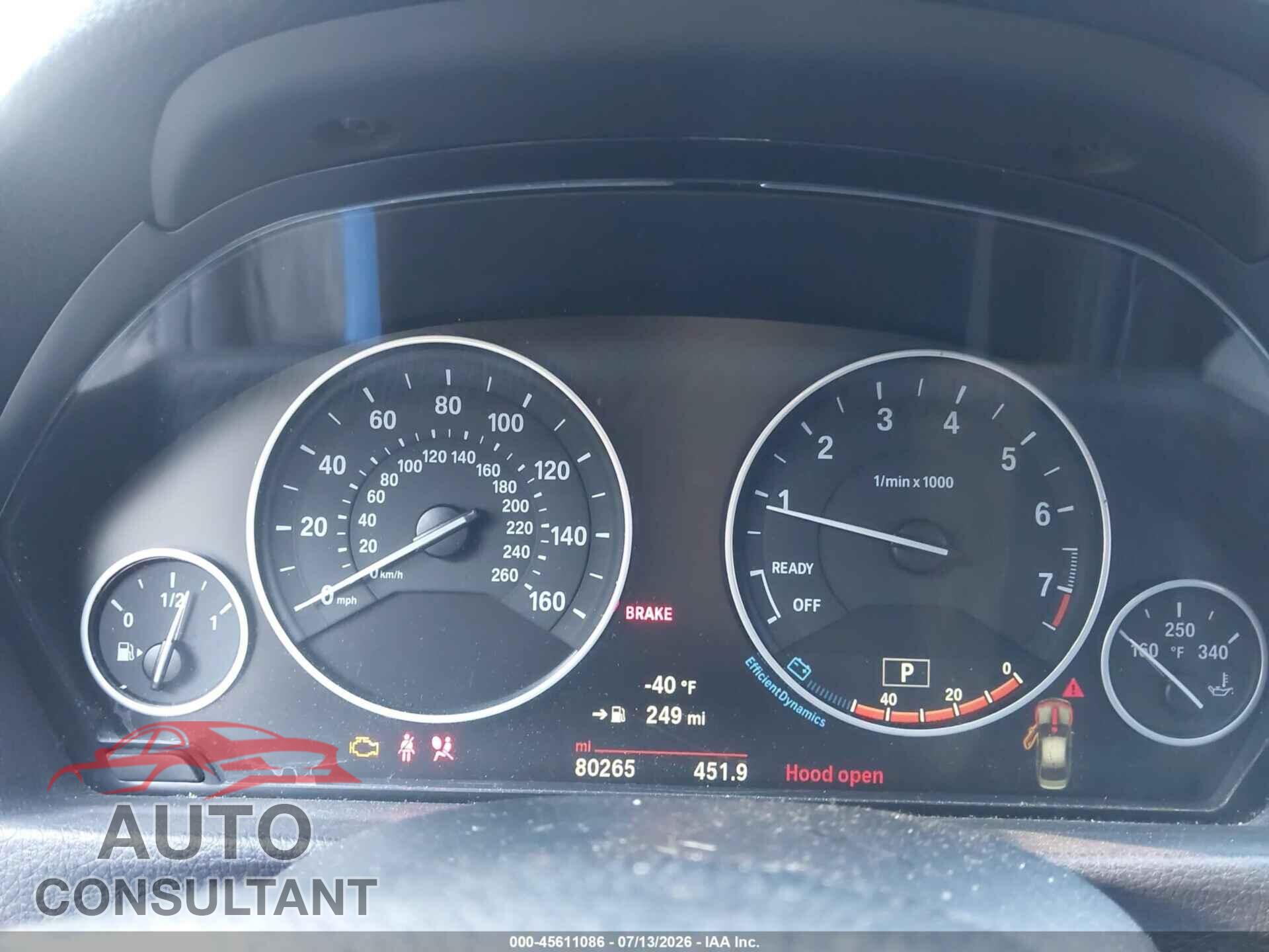 BMW 320I 2016 - WBA8E5G5XGNU20037