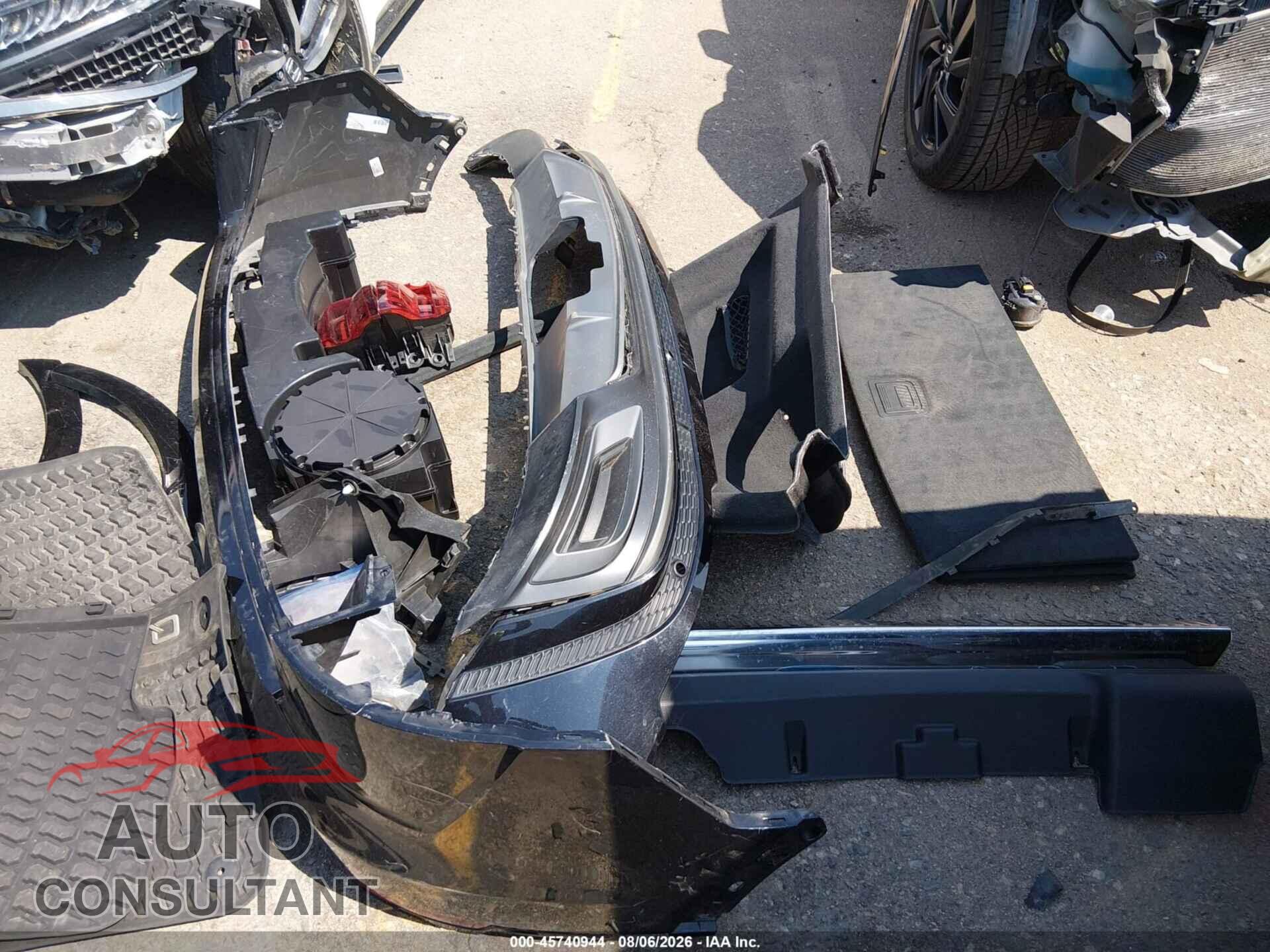 AUDI Q8 2021 - WA1FVAF18MD027036