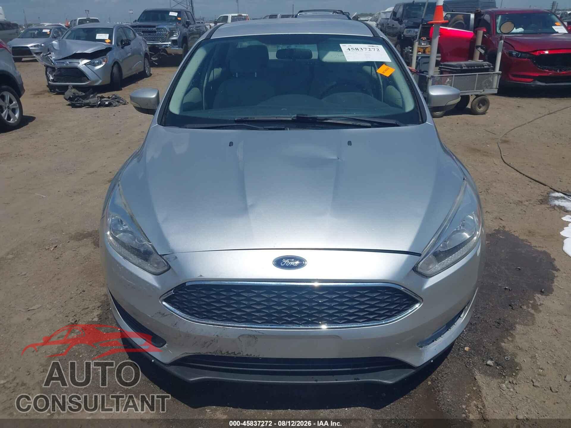 FORD FOCUS 2015 - 1FADP3F24FL304405