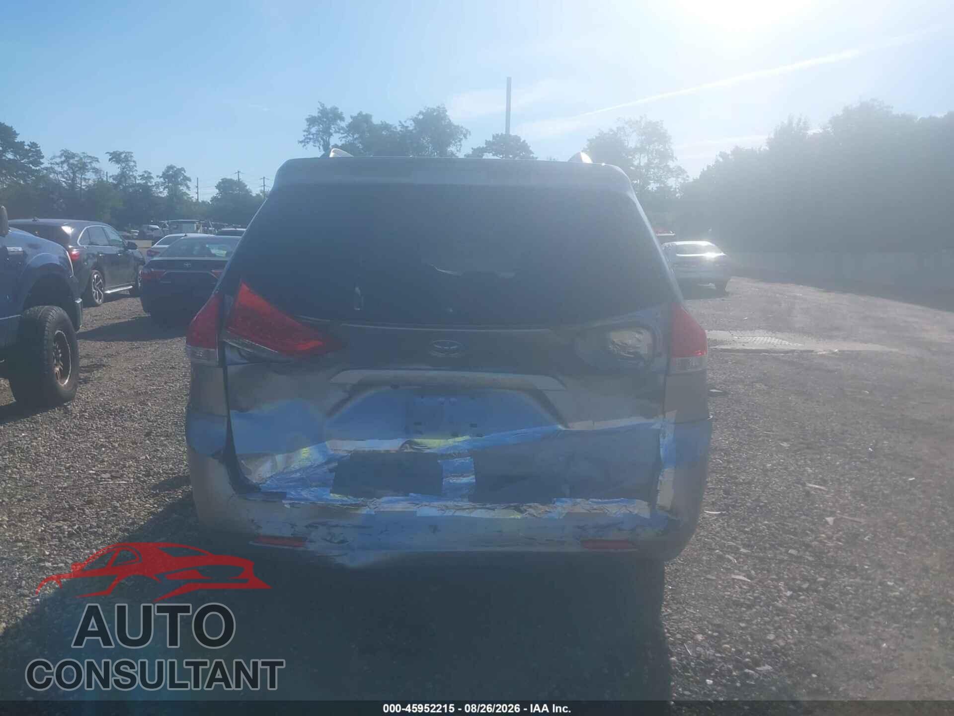 TOYOTA SIENNA 2012 - 5TDYK3DC7CS182817