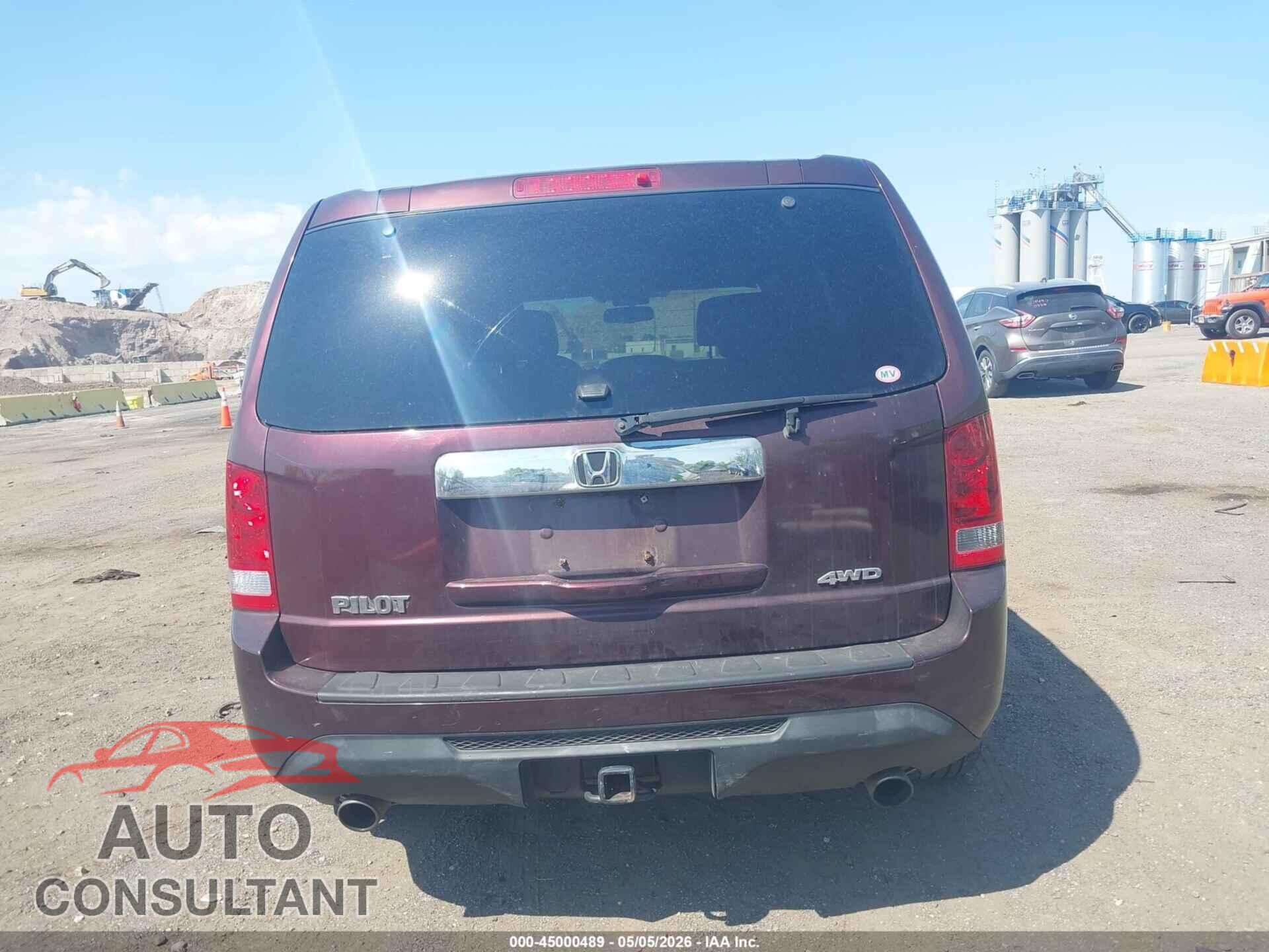 HONDA PILOT 2013 - 5FNYF4H52DB078201