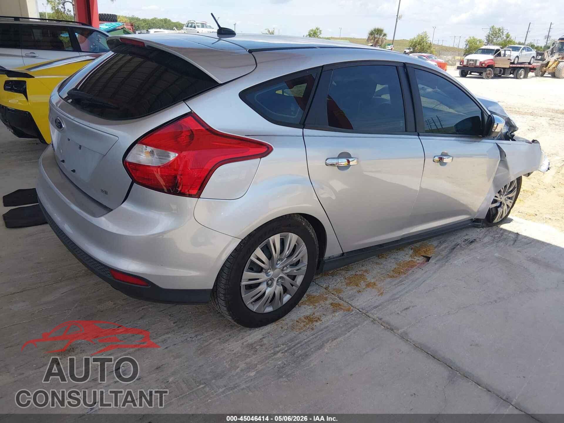 FORD FOCUS 2012 - 1FAHP3K27CL307320