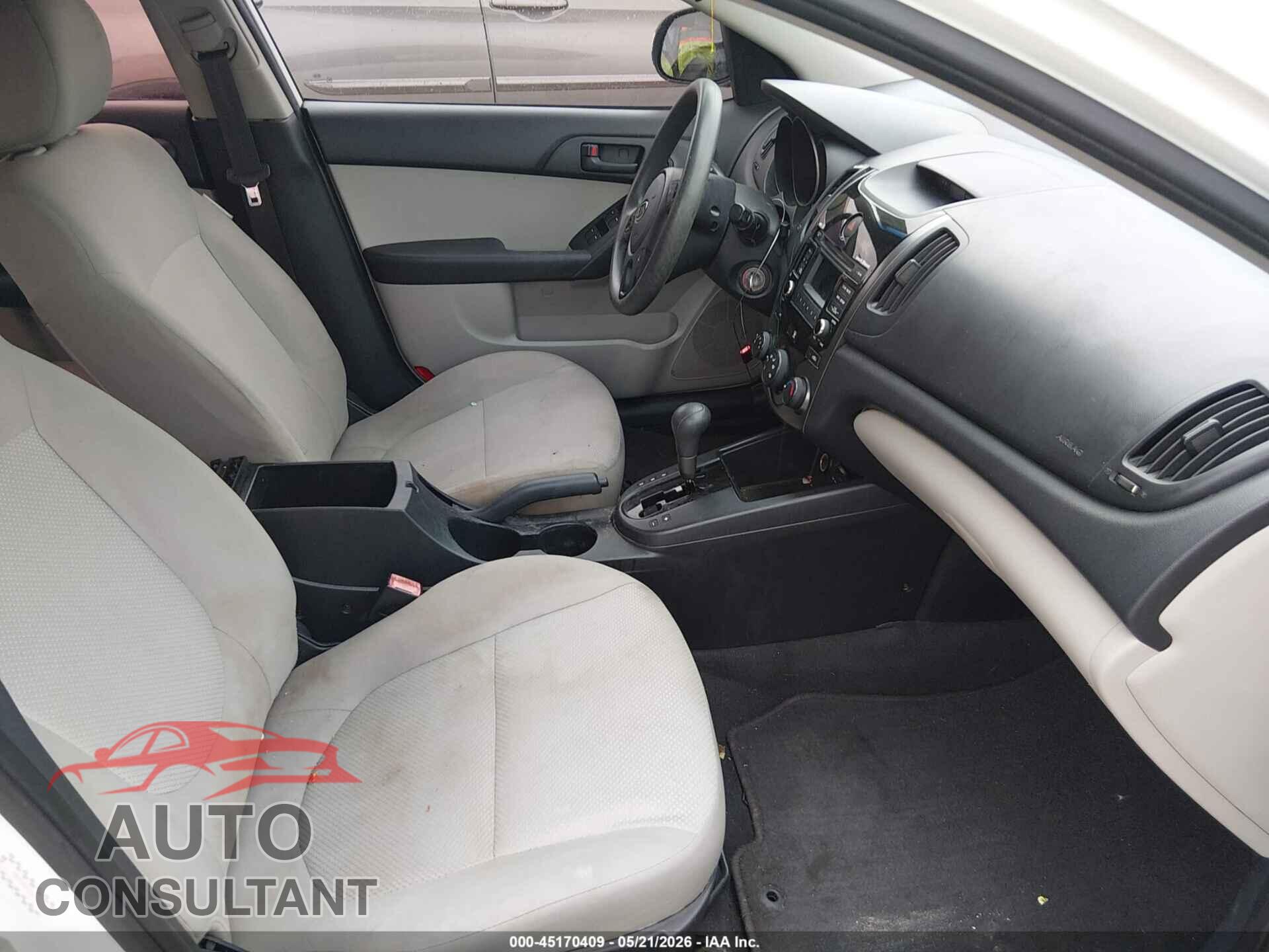 KIA FORTE 2010 - KNAFU4A23A5068512