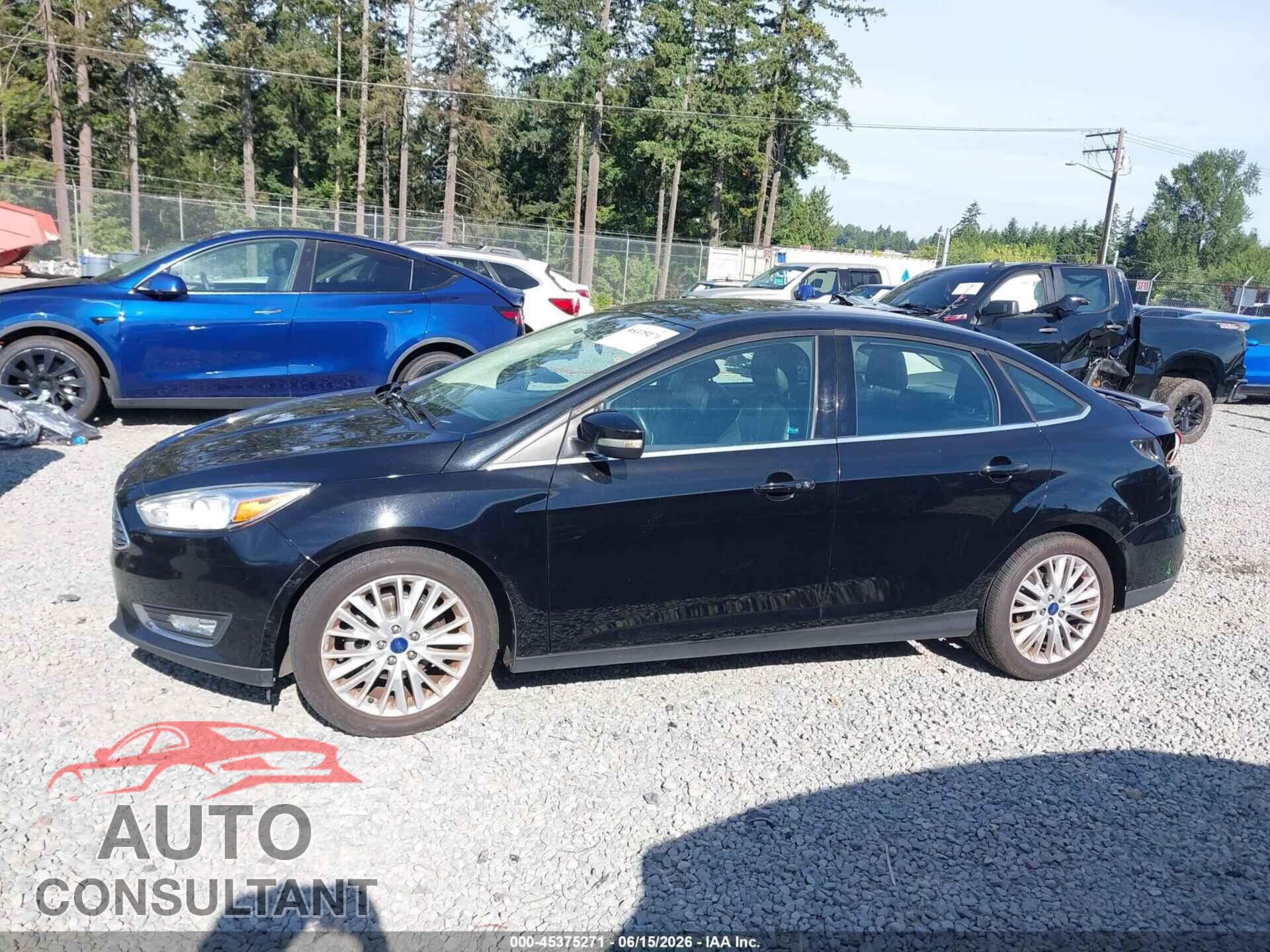 FORD FOCUS 2017 - 1FADP3J2XHL272621