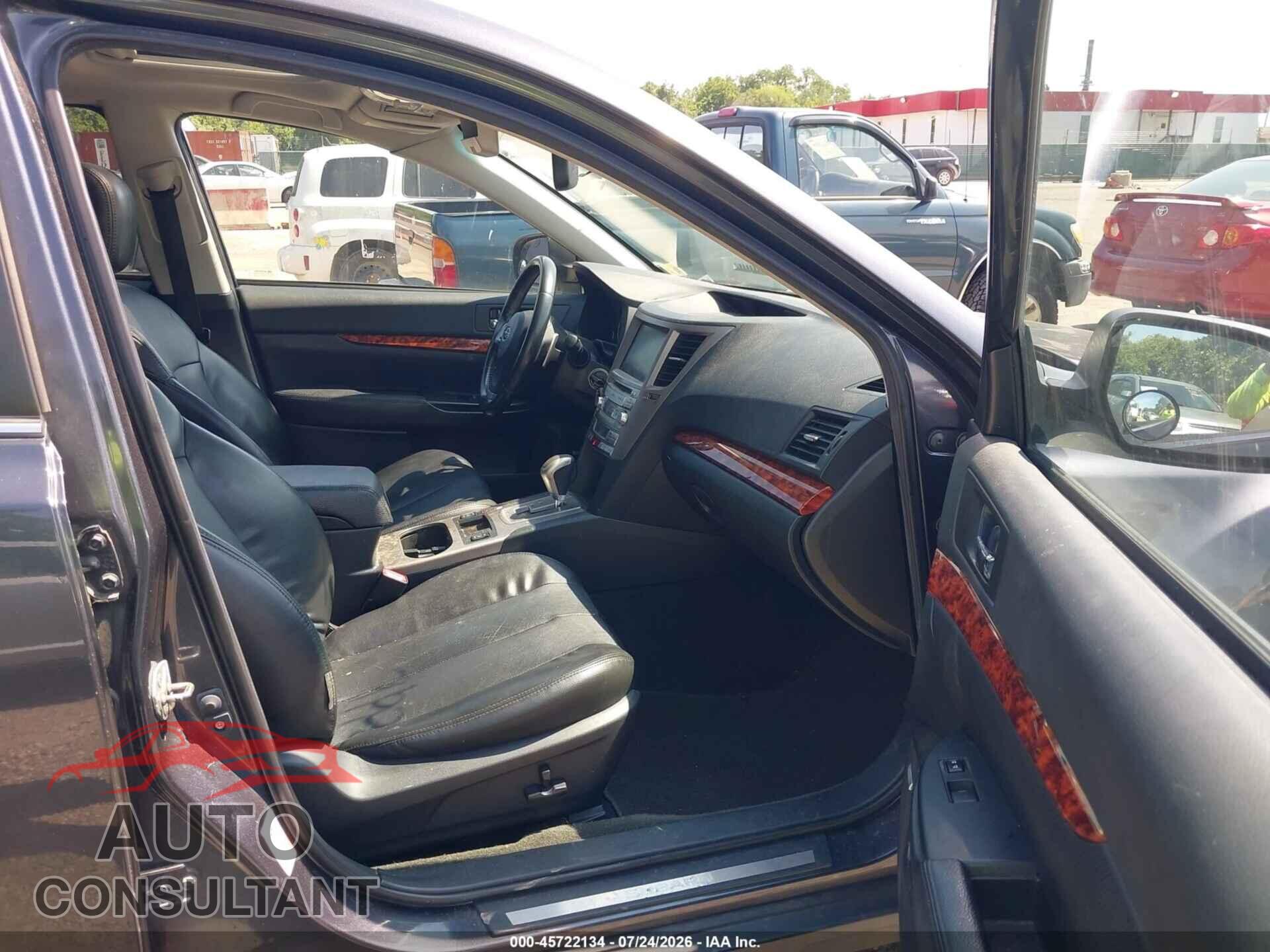 SUBARU OUTBACK 2012 - 4S4BRBLCXC3281612