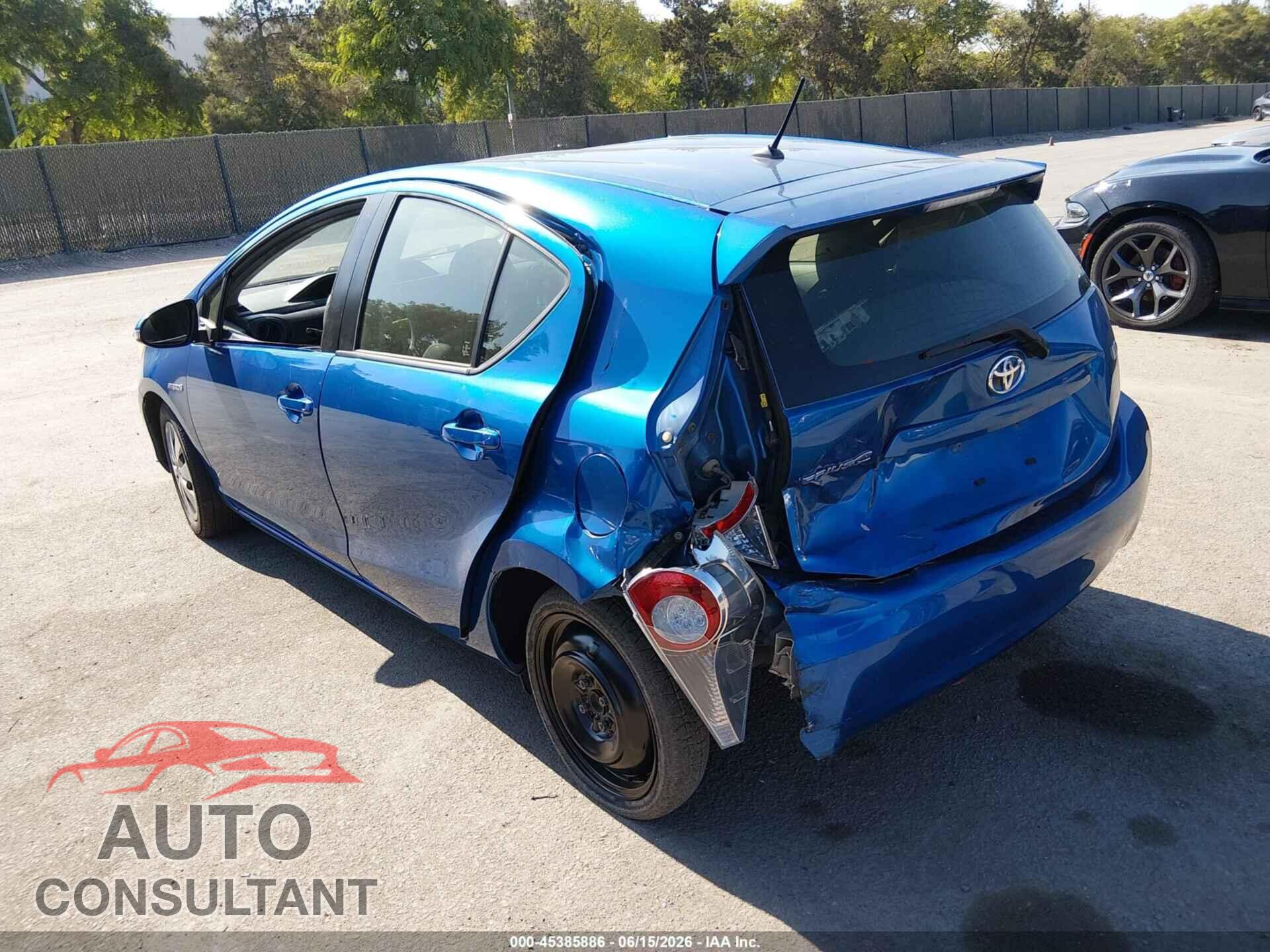 TOYOTA PRIUS C 2014 - JTDKDTB37E1065712