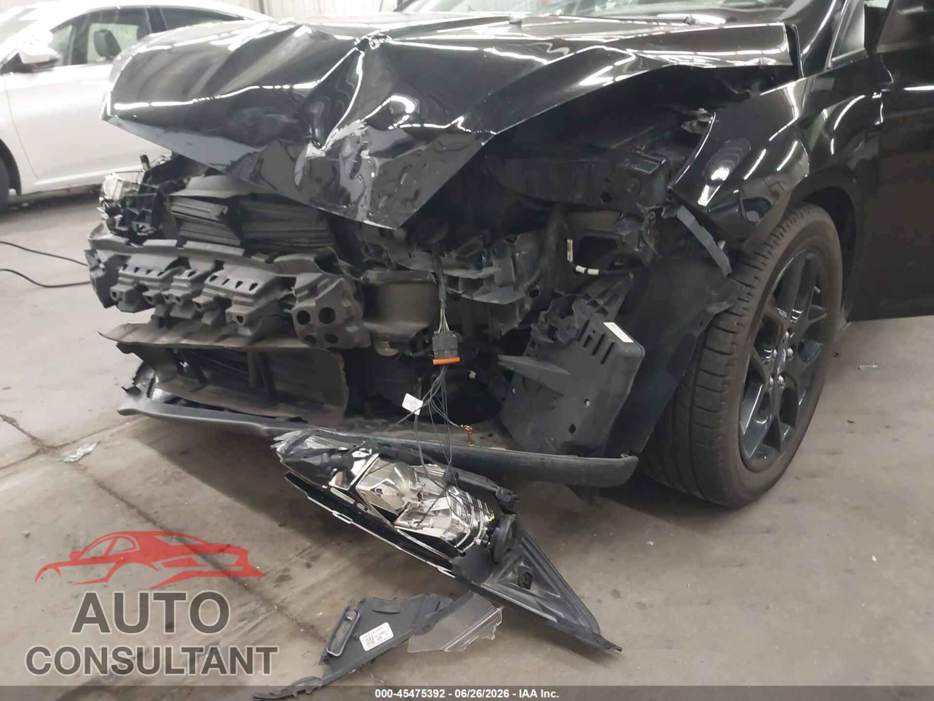 FORD FOCUS 2017 - 1FADP3K28HL214666