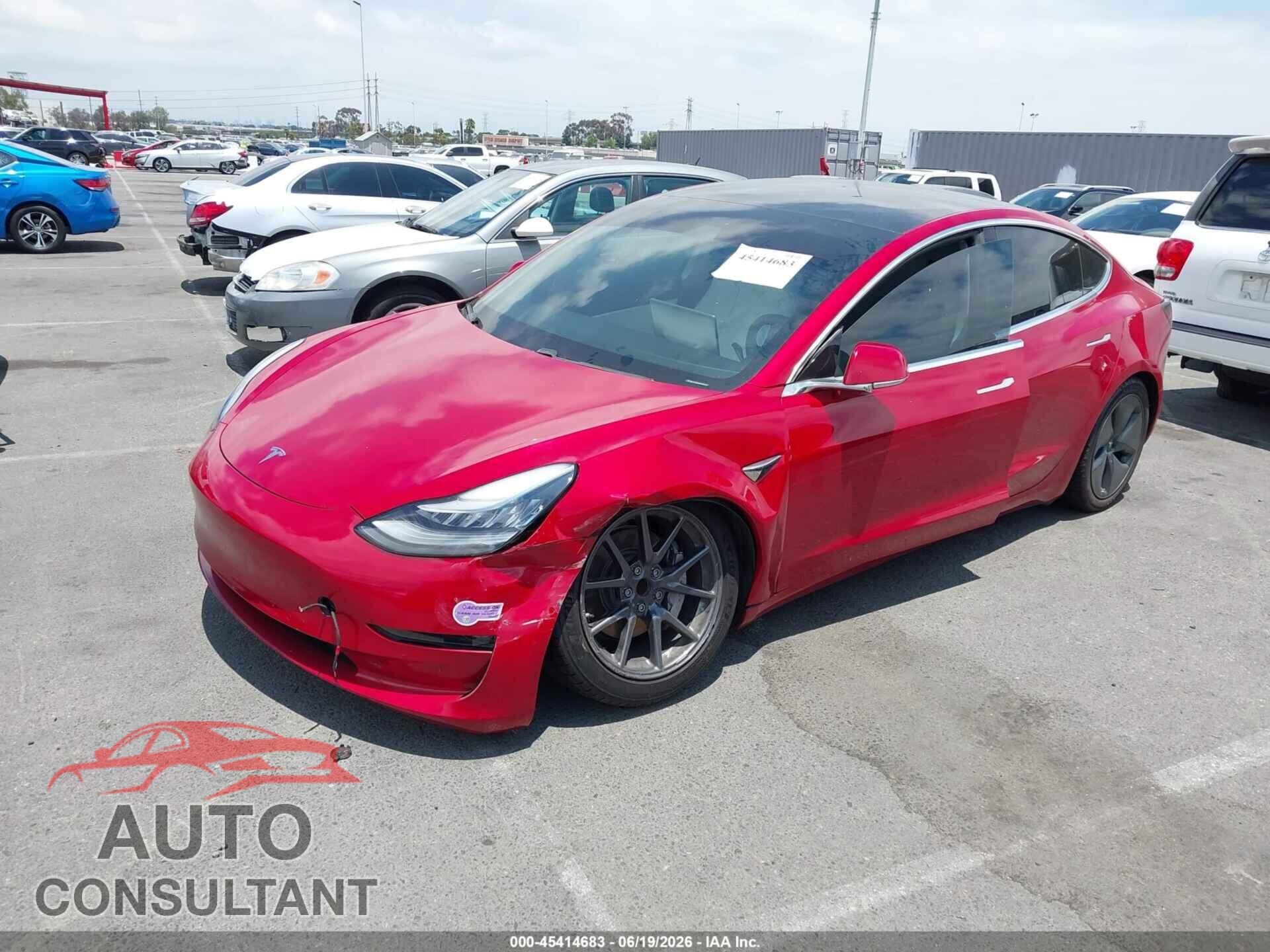 TESLA MODEL 3 2019 - 5YJ3E1EA5KF402784