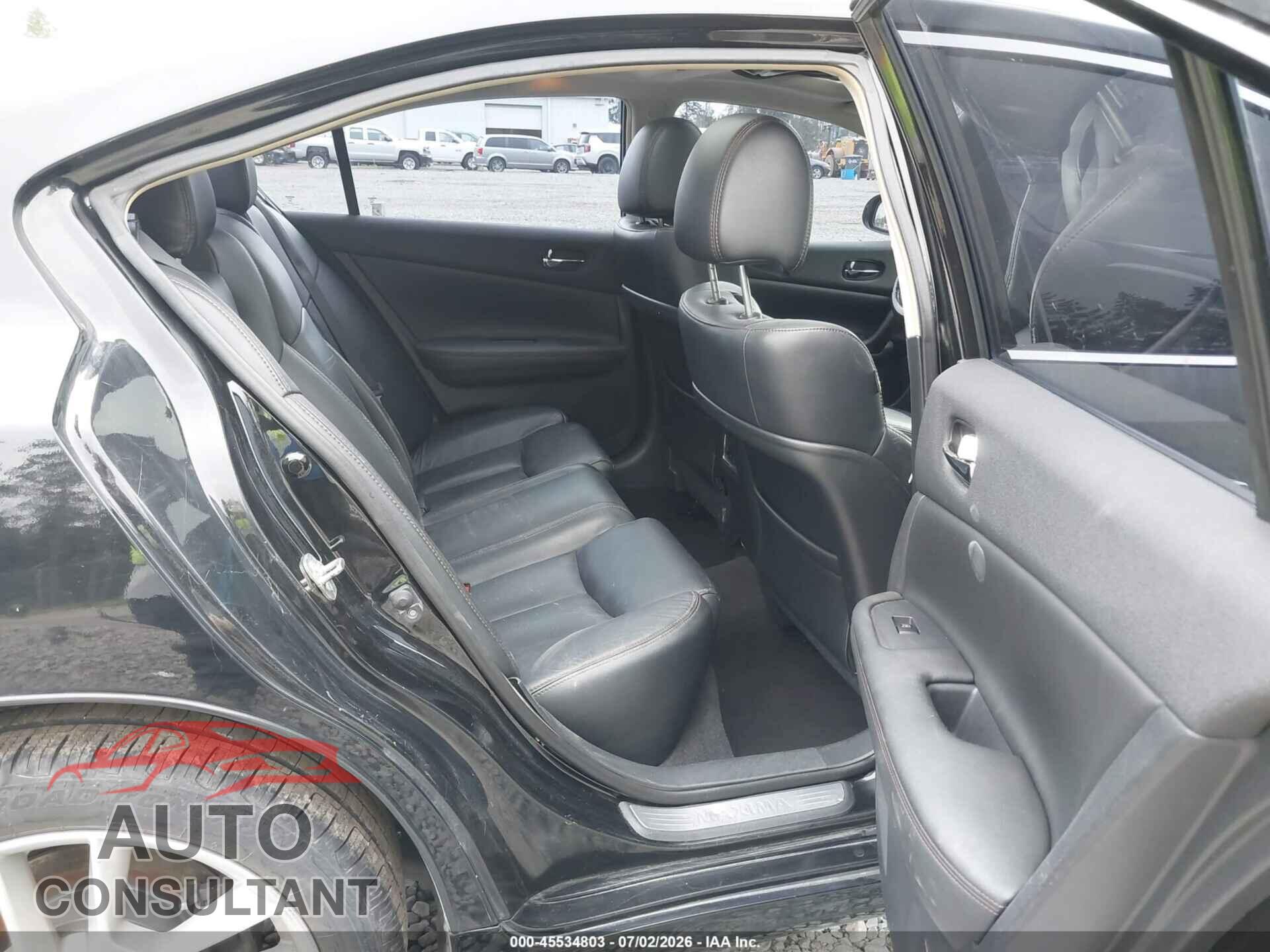 NISSAN MAXIMA 2011 - 1N4AA5AP9BC826329