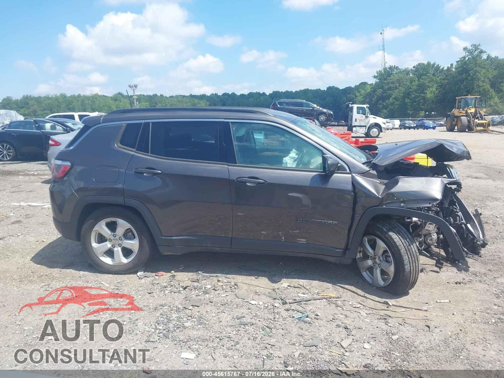 JEEP COMPASS 2018 - 3C4NJDBB4JT361986