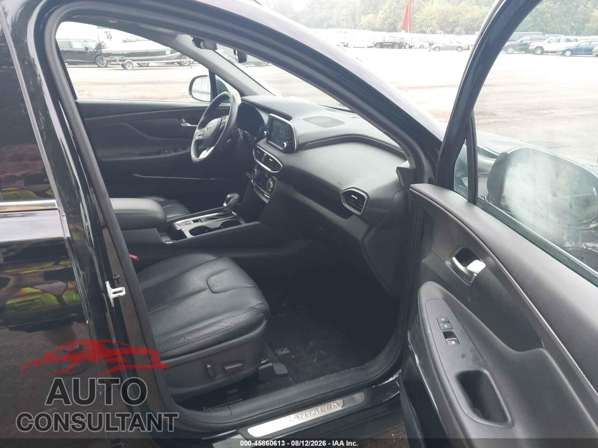 HYUNDAI SANTA FE 2019 - 5NMS5CAA3KH093716