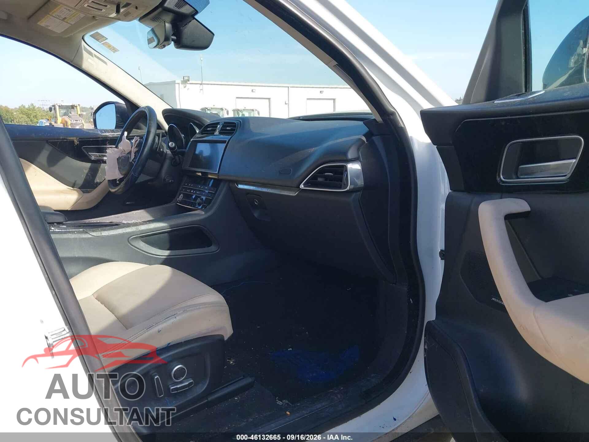 JAGUAR F-PACE 2020 - SADCJ2FX1LA624726