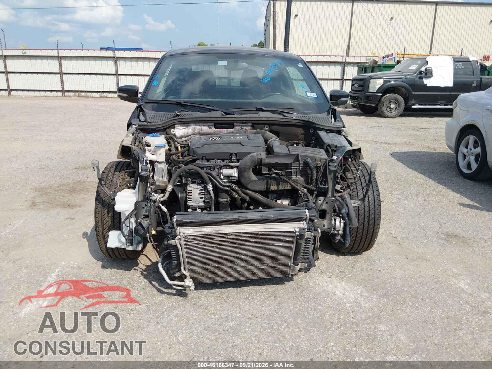 VOLKSWAGEN BEETLE 2017 - 3VWF17AT9HM628430