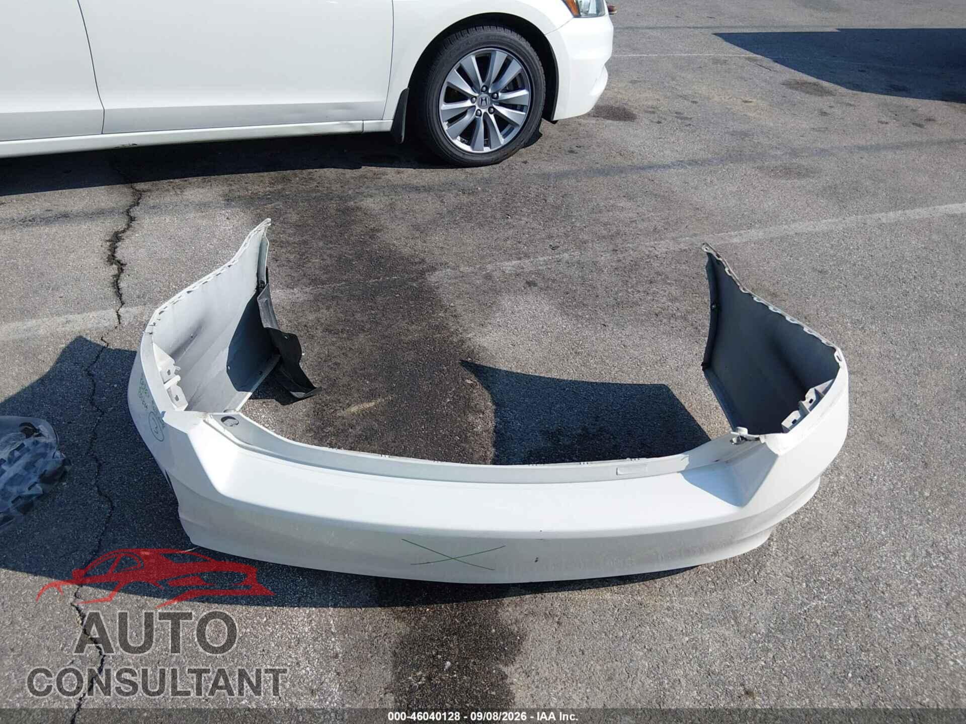 HONDA ACCORD 2011 - 5KBCP3F82BB004600