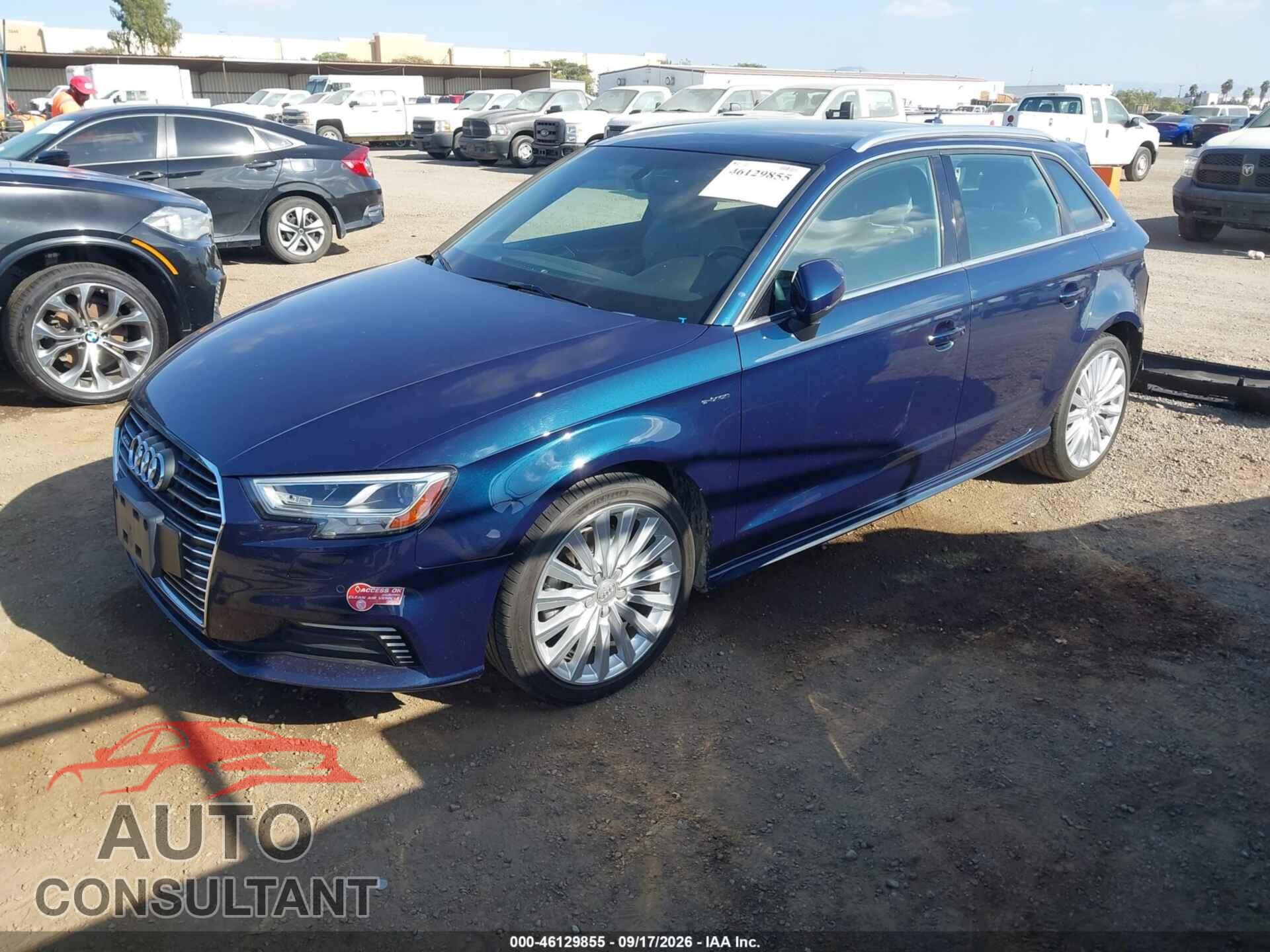 AUDI A3 E-TRON 2017 - WAUTPBFF2HA134222