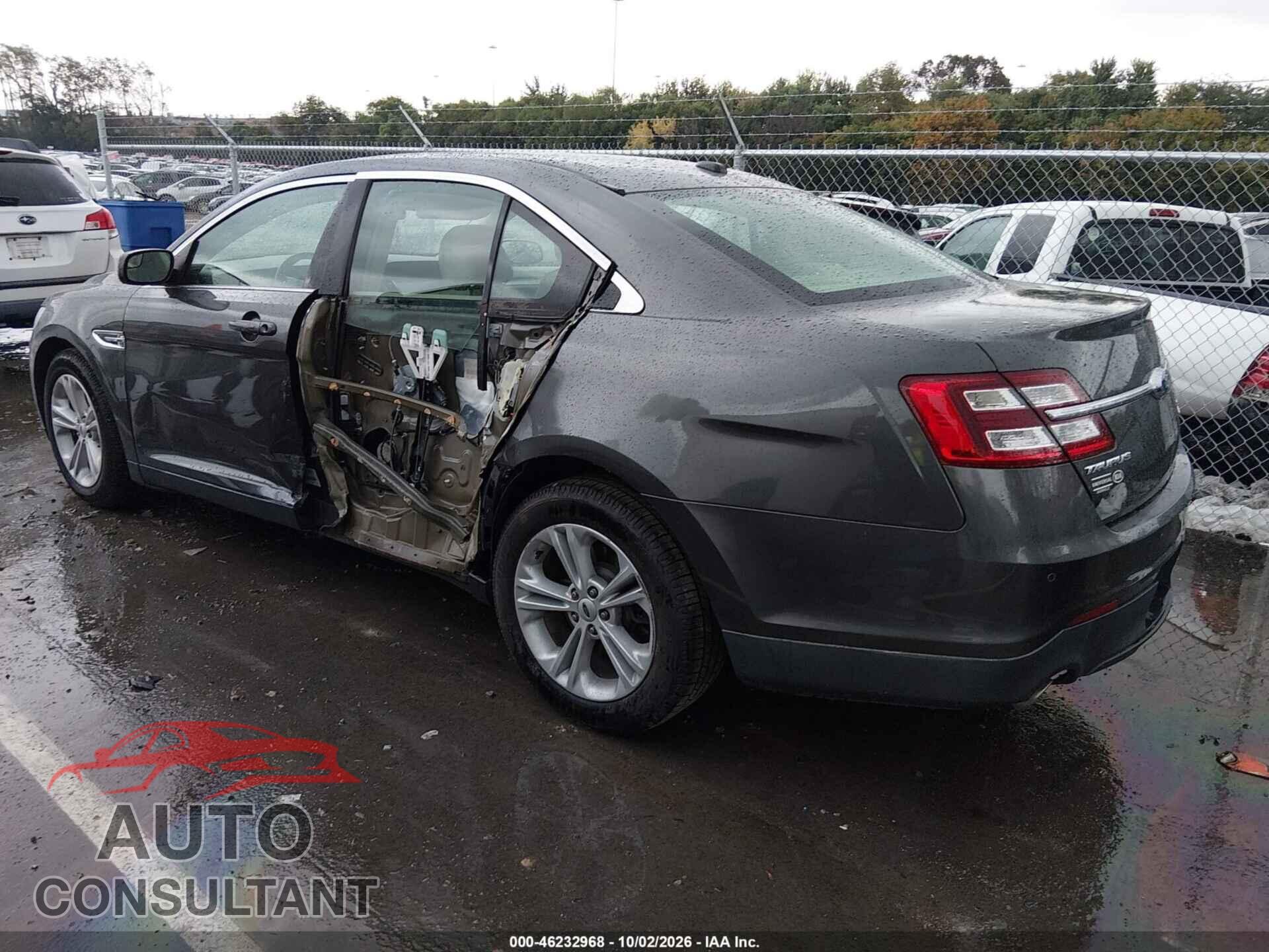 FORD TAURUS 2015 - 1FAHP2E80FG140631