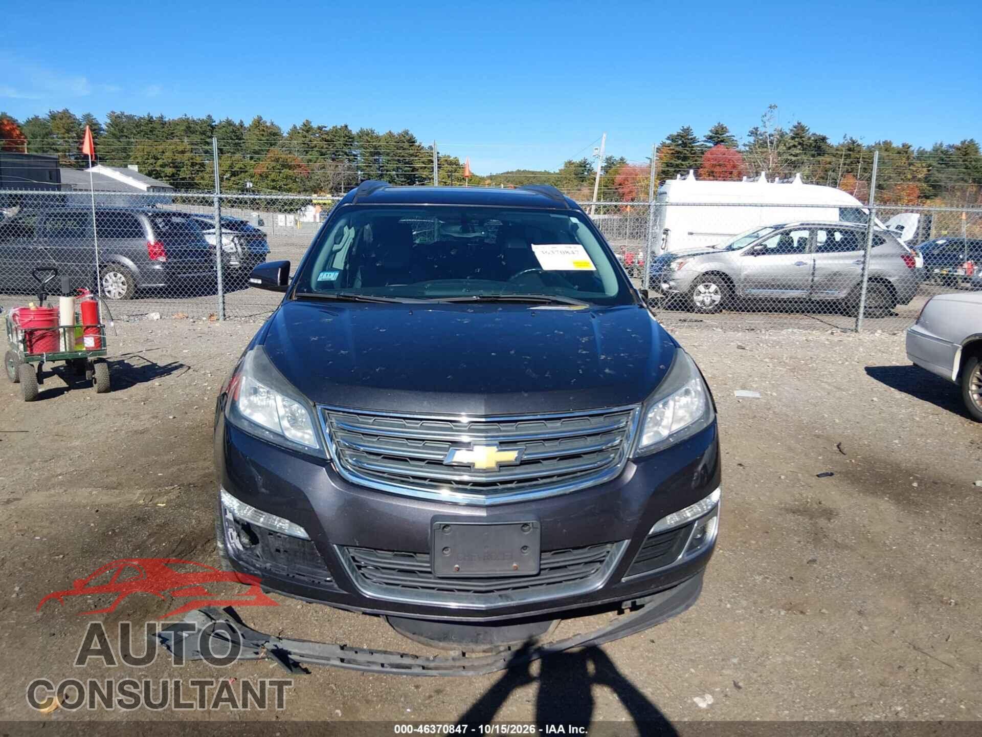 CHEVROLET TRAVERSE 2015 - 1GNKVHKD9FJ256804