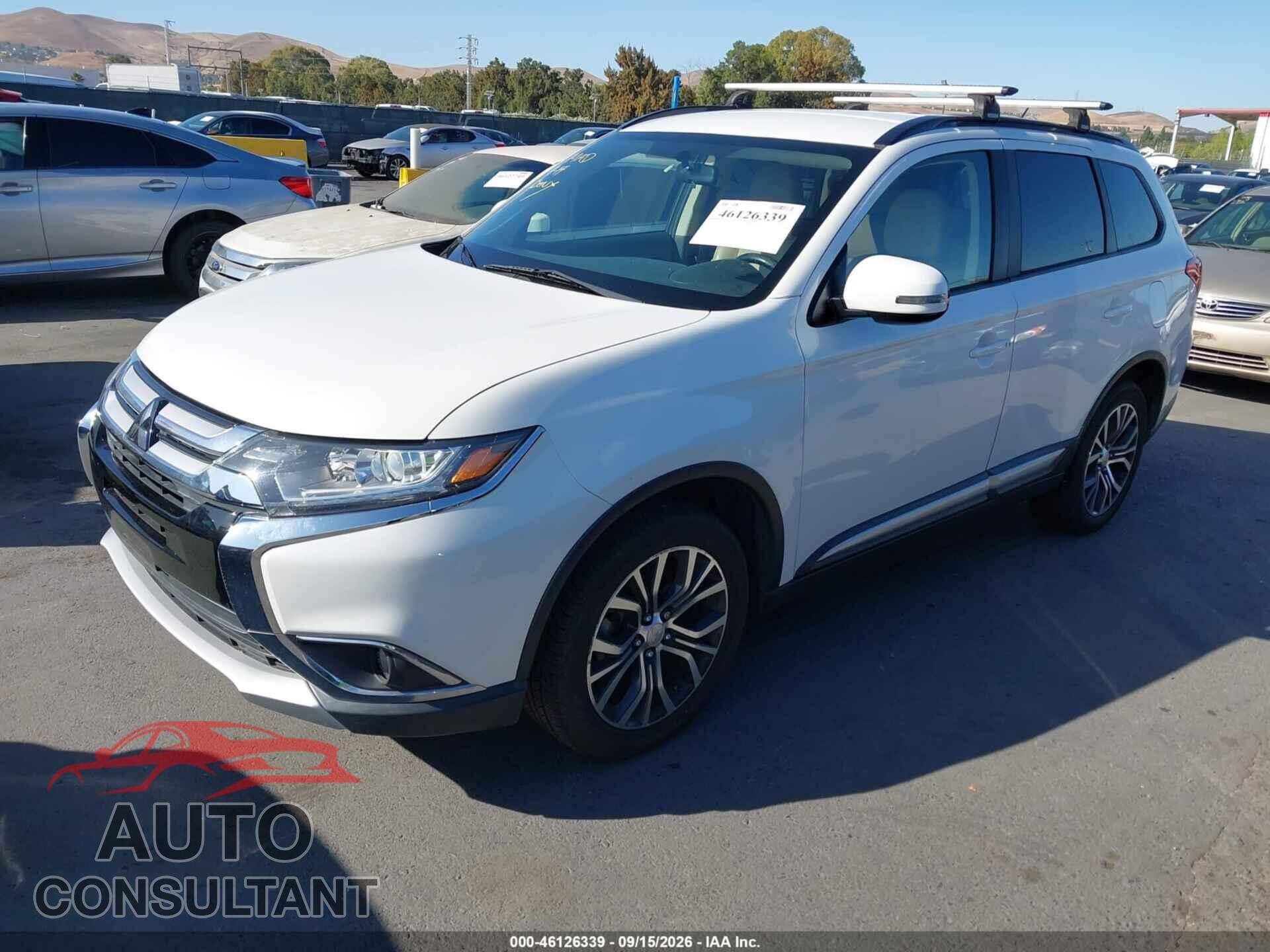 MITSUBISHI OUTLANDER 2016 - JA4AD3A34GZ028841