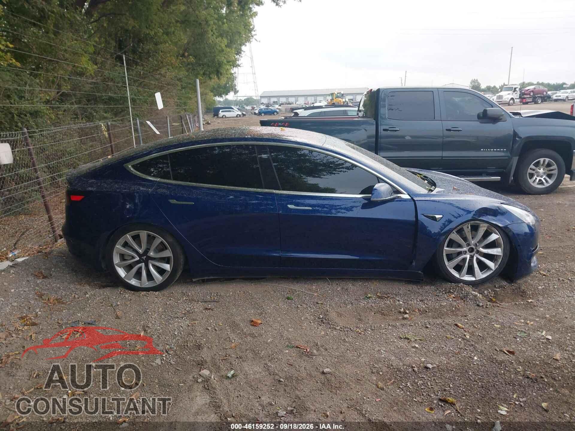 TESLA MODEL 3 2018 - 5YJ3E1EB0JF117451