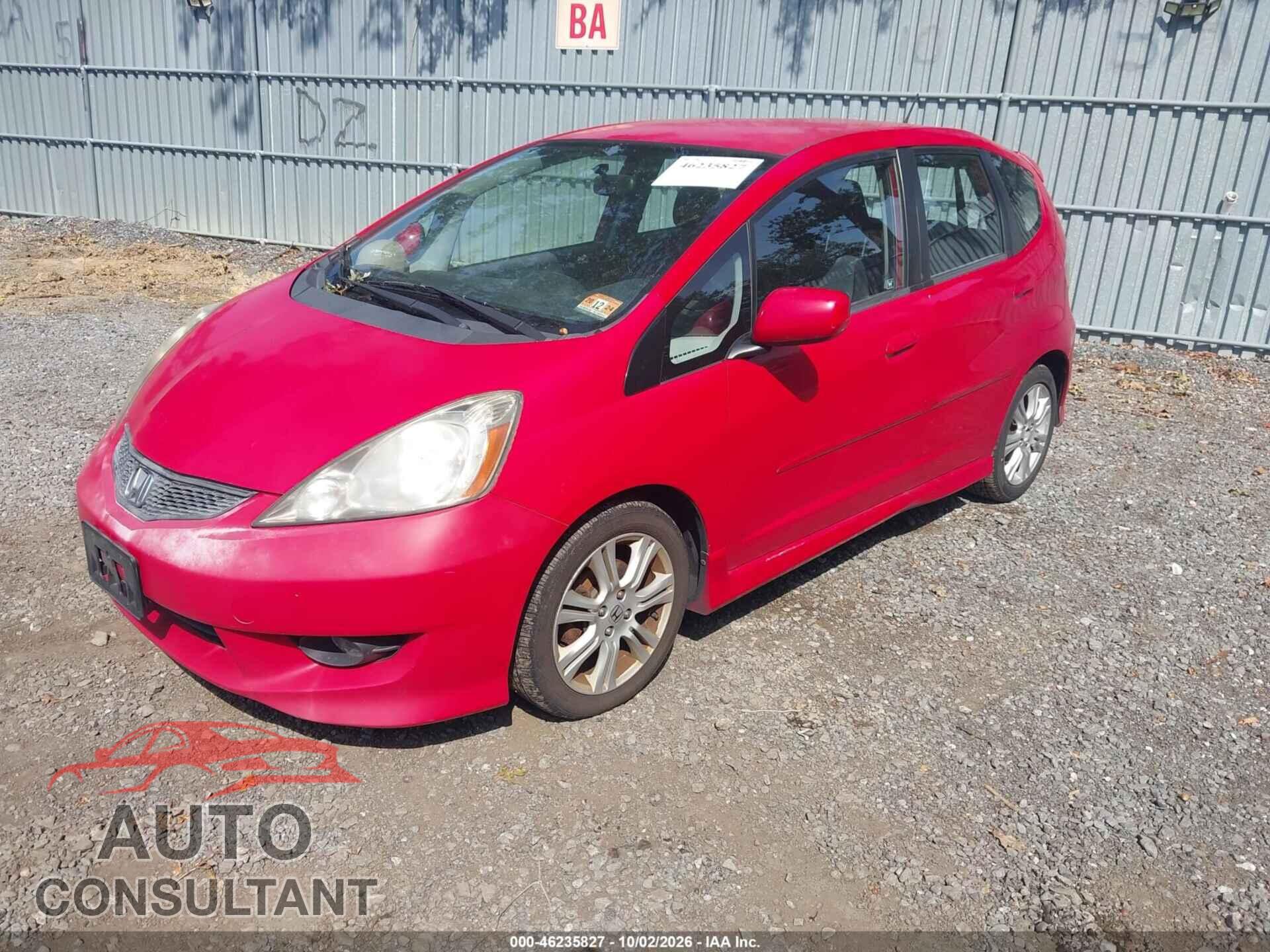 HONDA FIT 2011 - JHMGE8H52BC026873