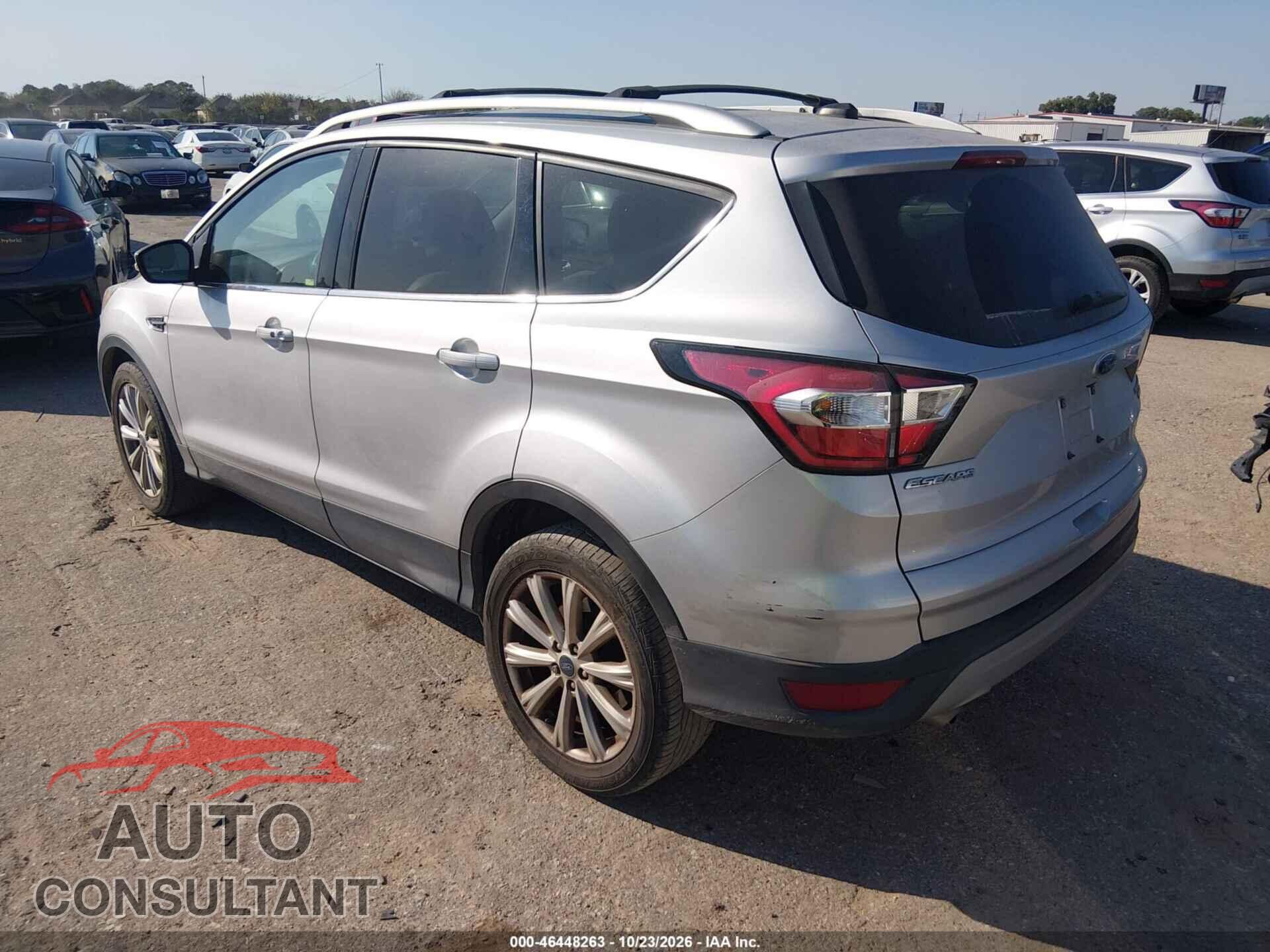 FORD ESCAPE 2017 - 1FMCU0JD3HUC87160