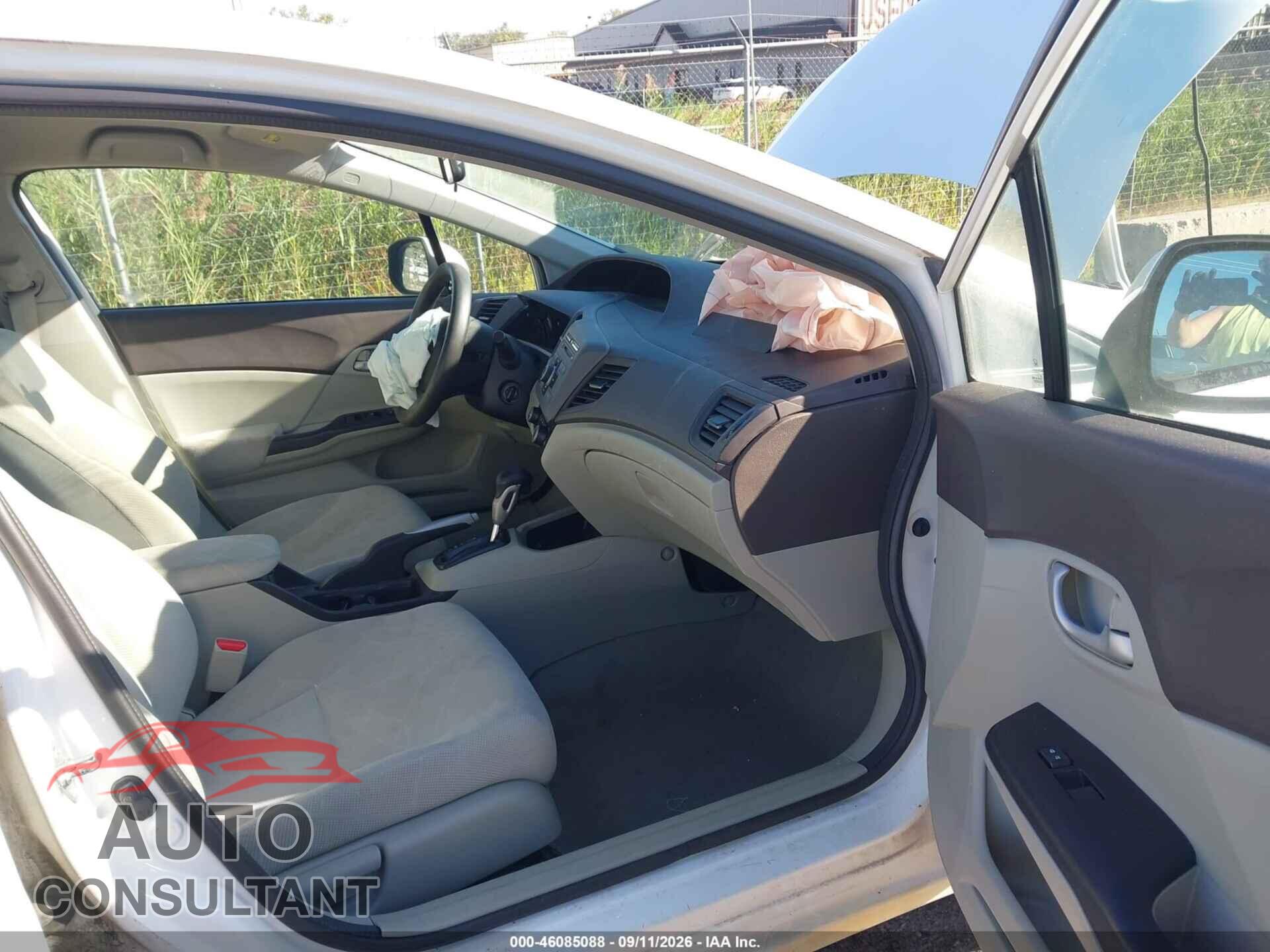 HONDA CIVIC 2012 - 2HGFB2F53CH577450