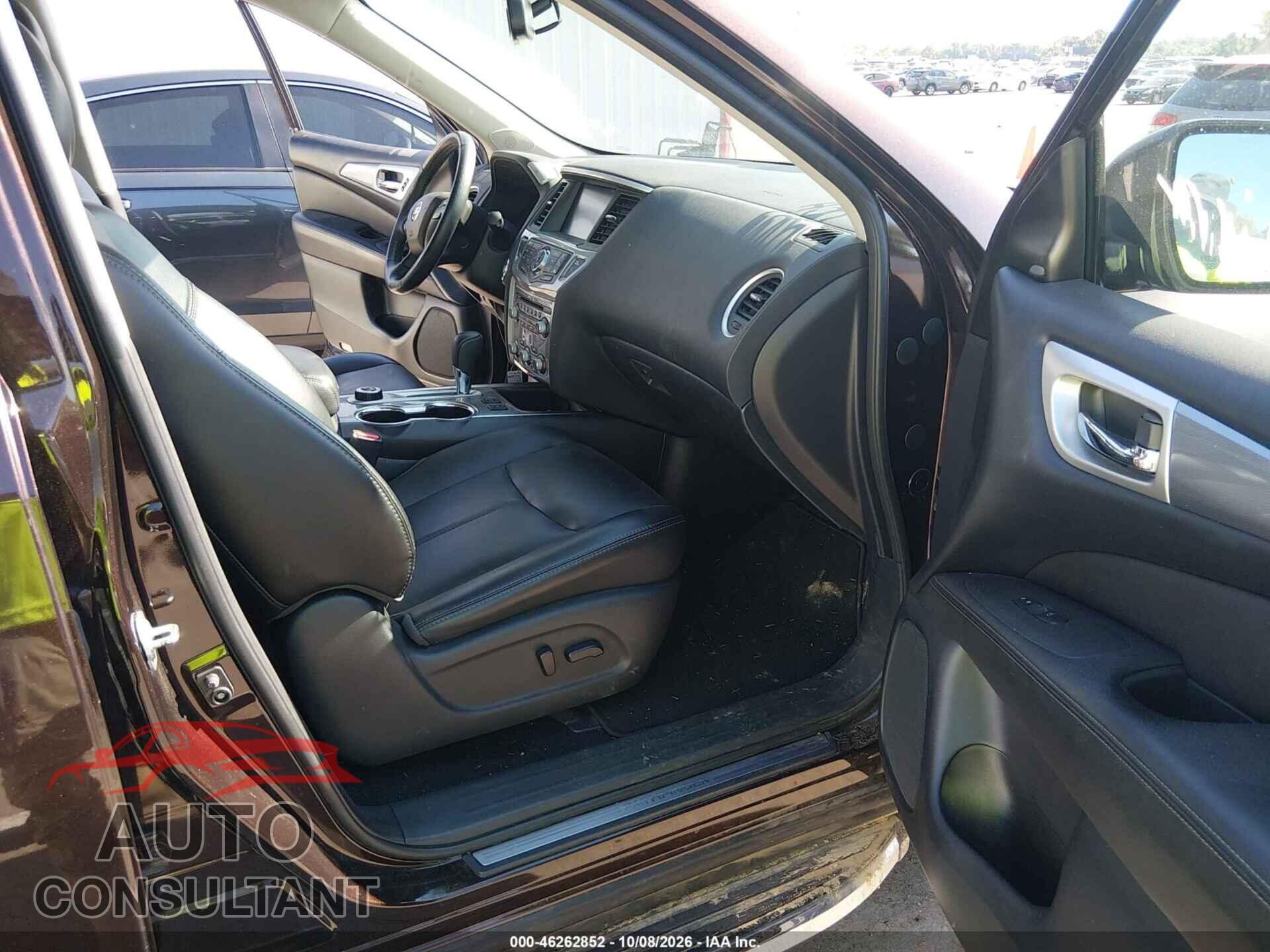 NISSAN PATHFINDER 2019 - 5N1DR2MM4KC583900