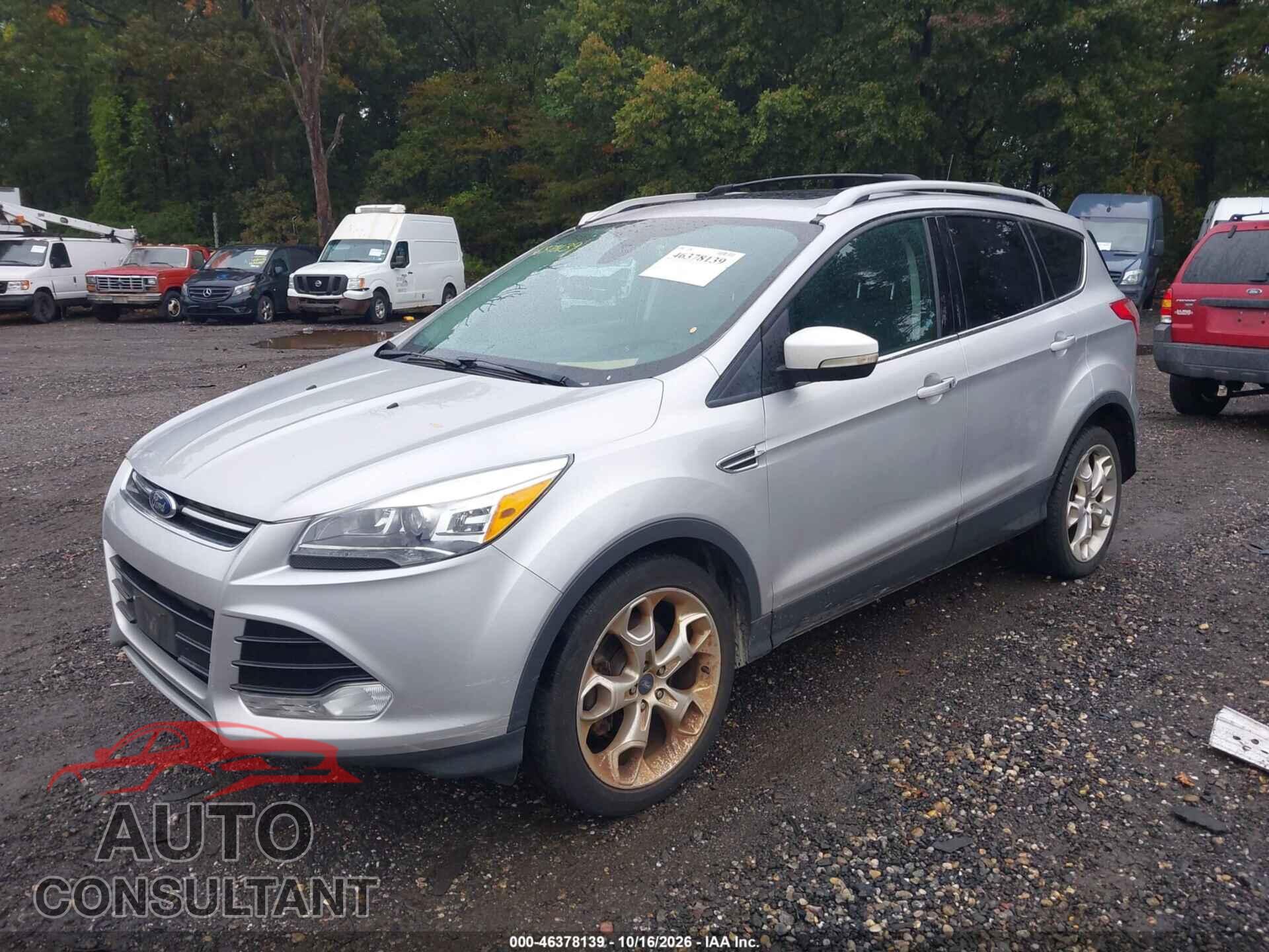 FORD ESCAPE 2013 - 1FMCU9J98DUC07068