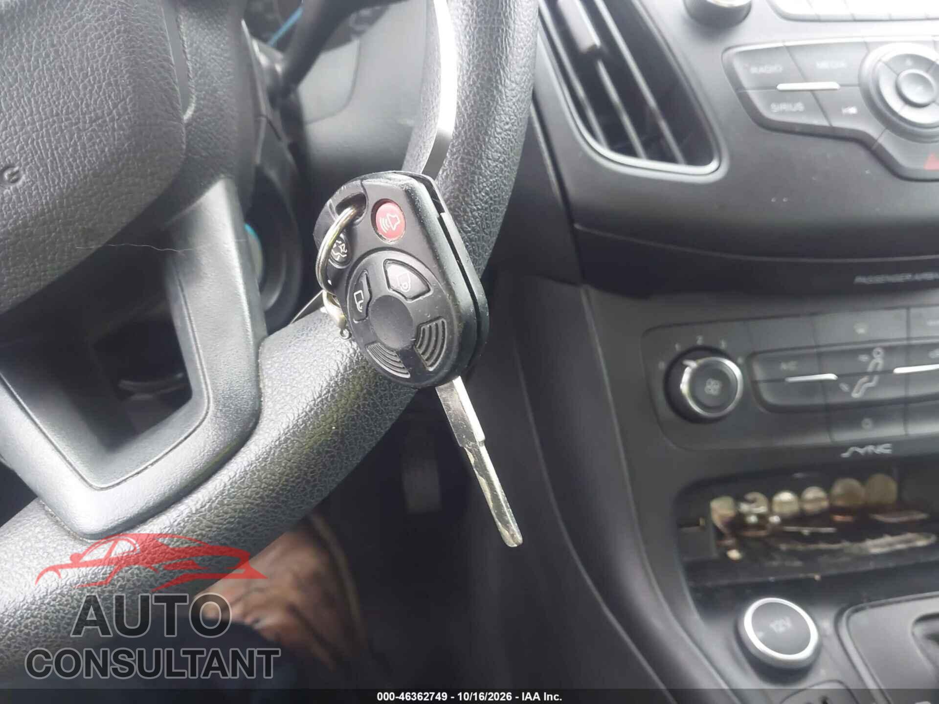 FORD FOCUS 2017 - 1FADP3F23HL340167