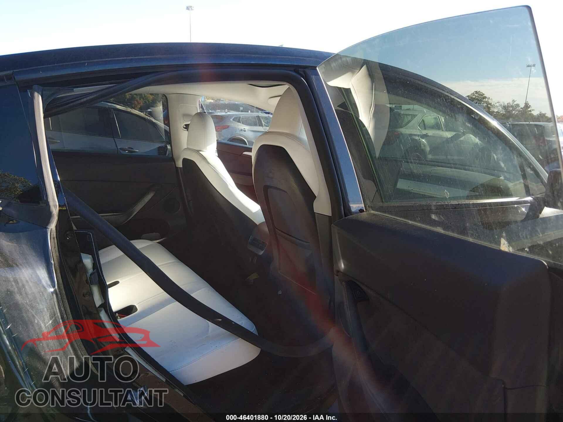 TESLA MODEL Y 2023 - 7SAYGDEE8PF892992