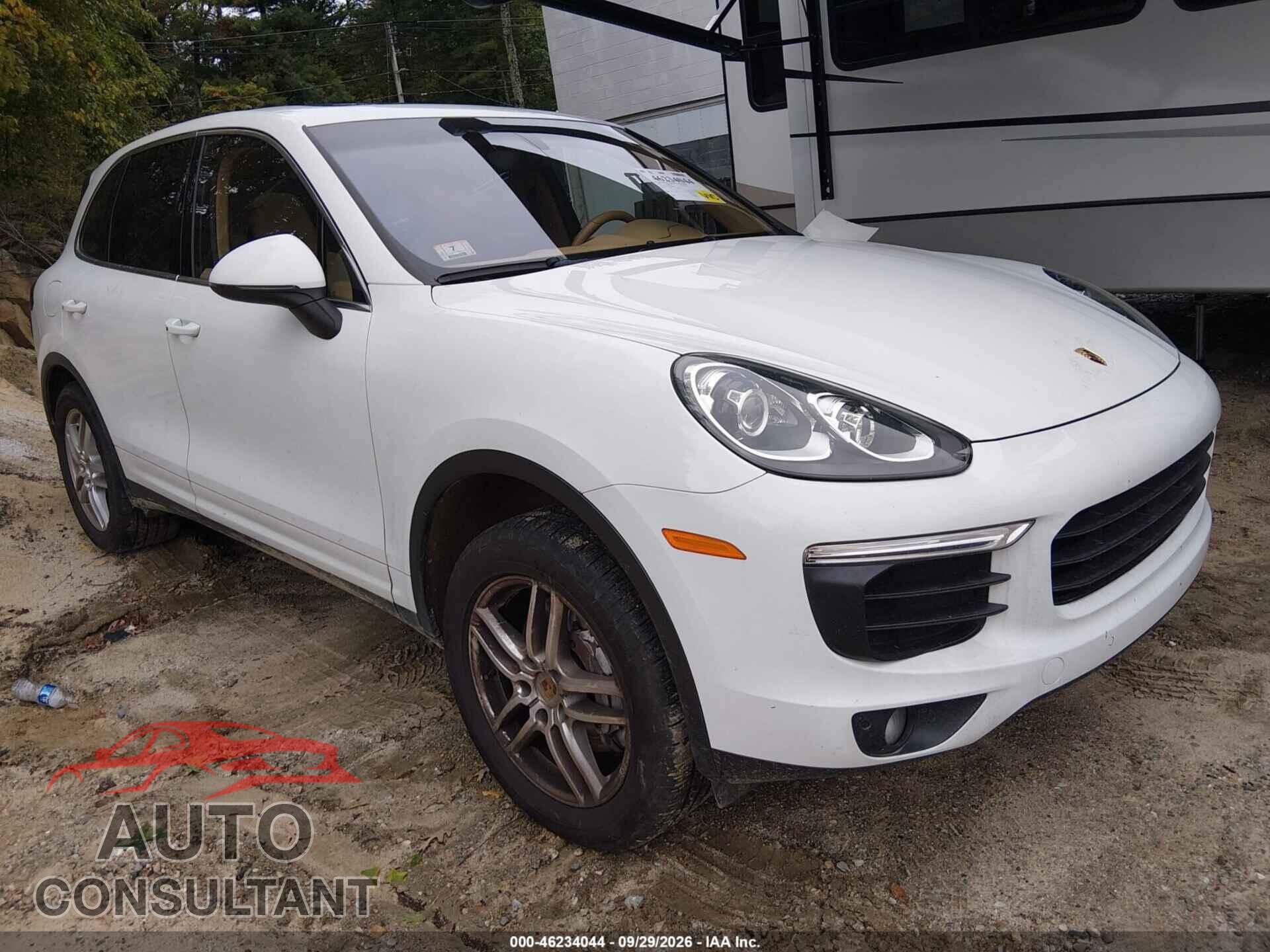PORSCHE CAYENNE 2016 - WP1AA2A24GKA08628