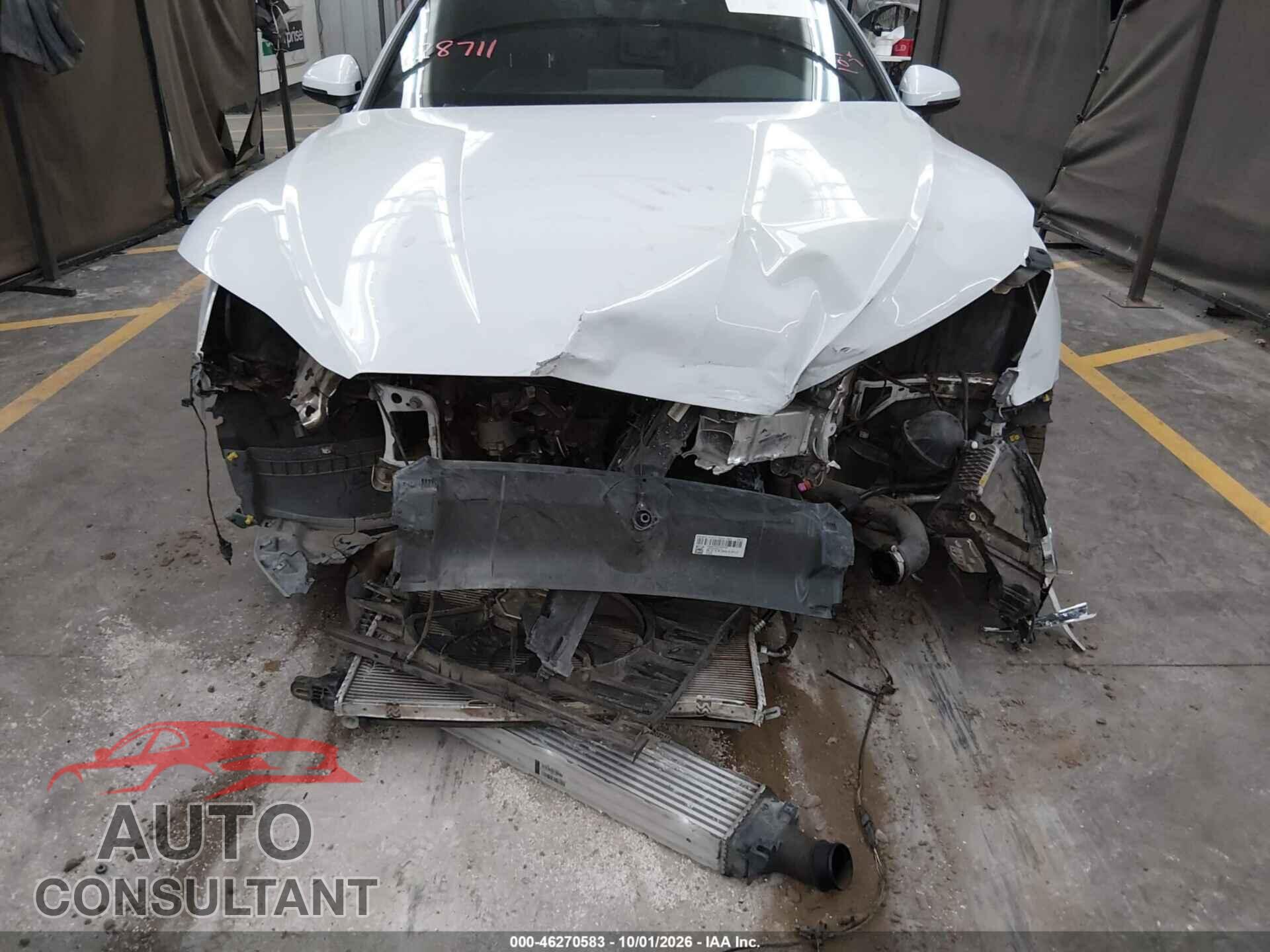 AUDI A5 2018 - WAUENCF57JA128711