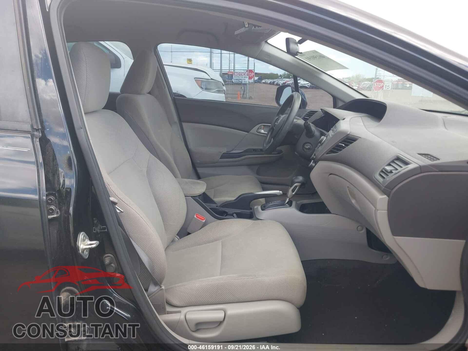 HONDA CIVIC 2012 - 2HGFB2F50CH329351