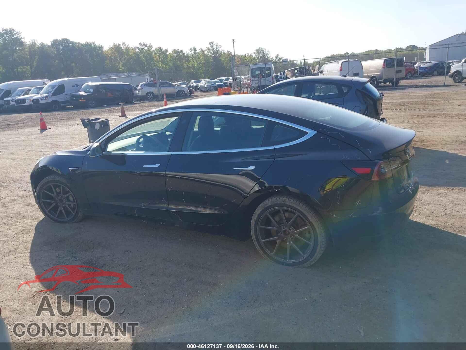 TESLA MODEL 3 2020 - 5YJ3E1EA4LF657427