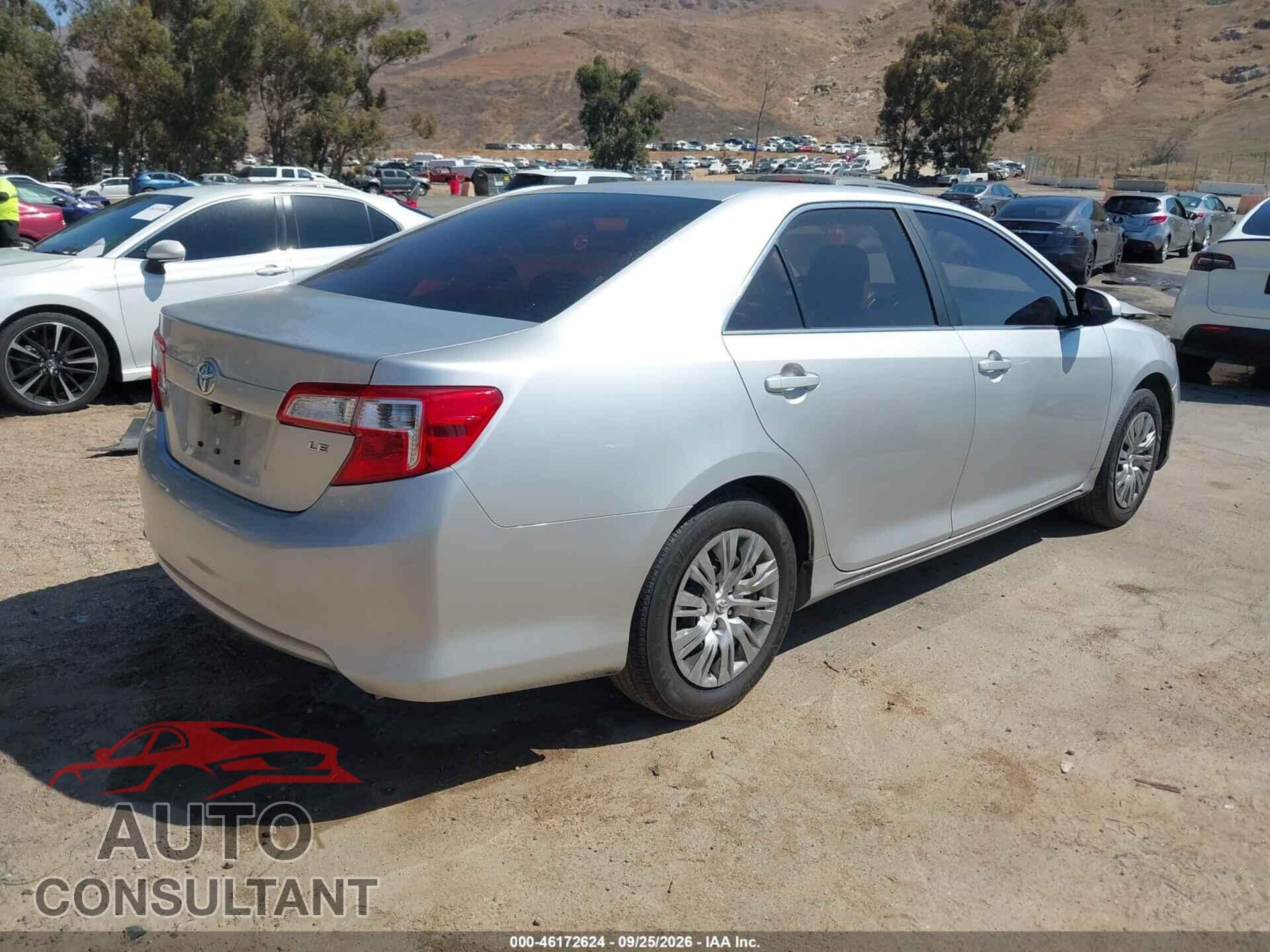 TOYOTA CAMRY 2013 - 4T4BF1FK1DR287631