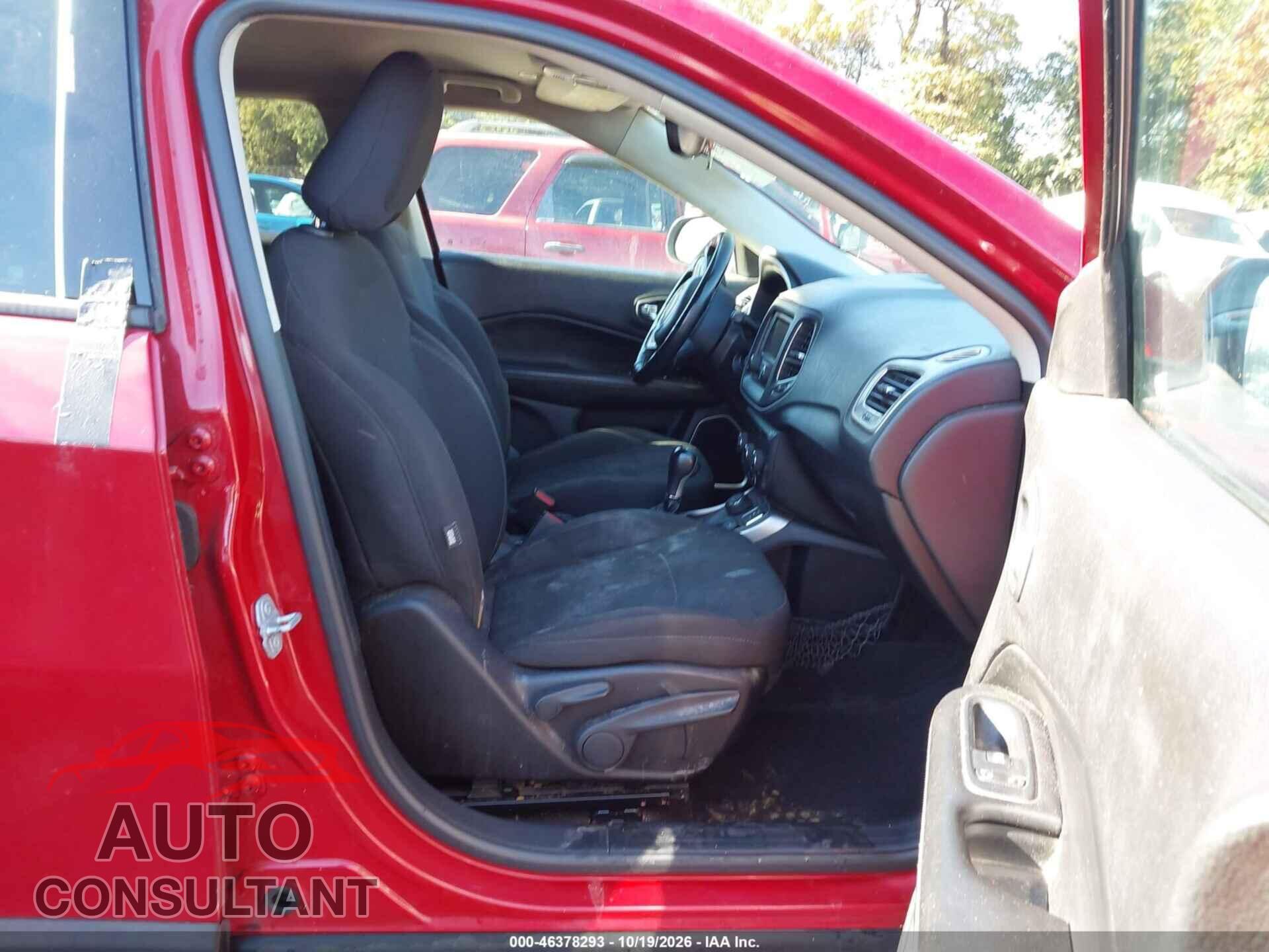 JEEP COMPASS 2018 - 3C4NJDAB1JT116788