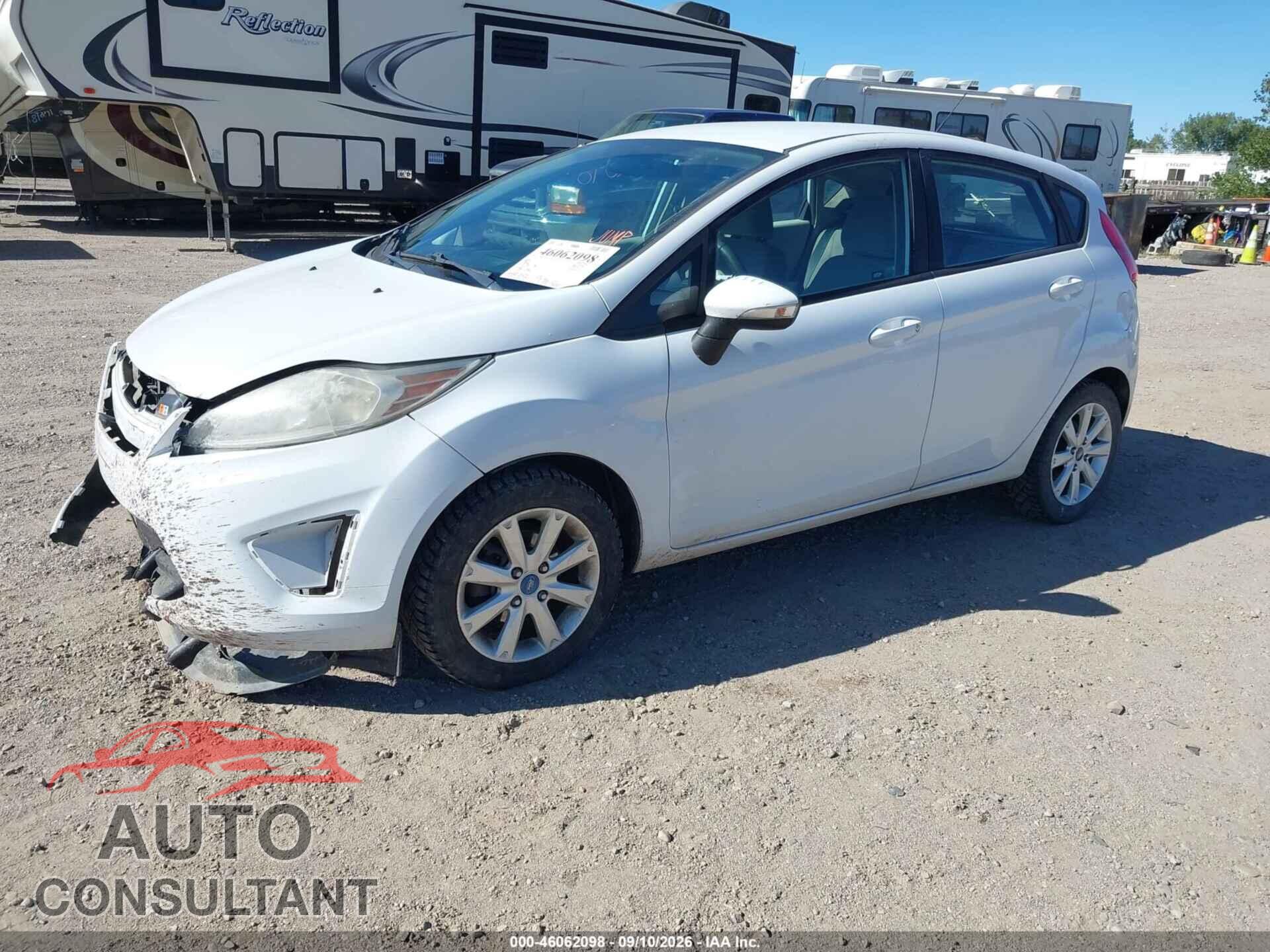 FORD FIESTA 2013 - 3FADP4EJ7DM147009