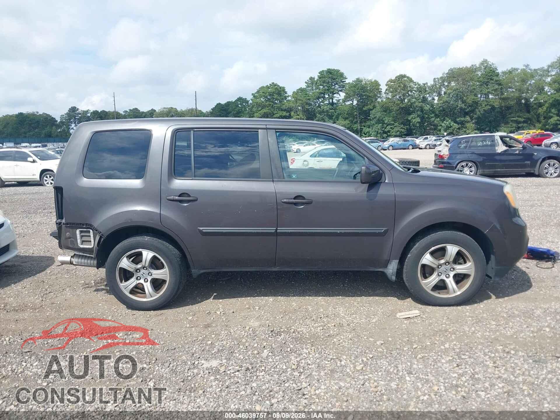 HONDA PILOT 2012 - 5FNYF4H62CB049076