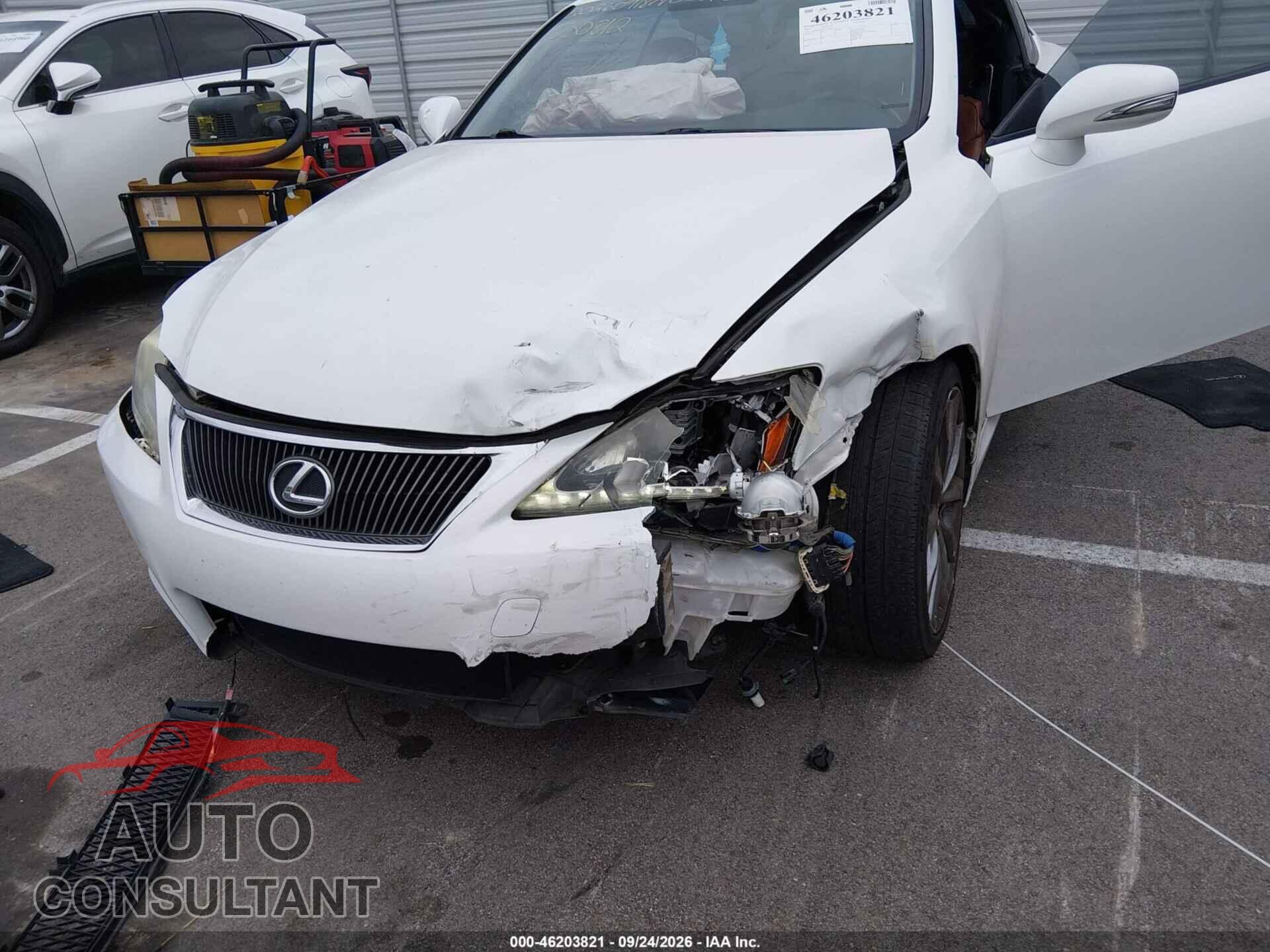 LEXUS IS 250C 2014 - JTHFF2C28E2530812