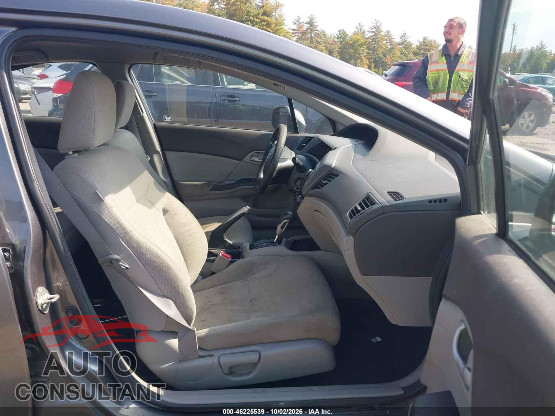HONDA CIVIC 2012 - 19XFB2F56CE372358