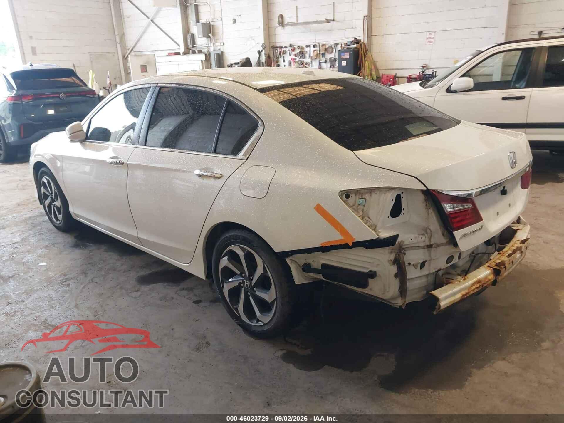 HONDA ACCORD 2017 - 1HGCR2F82HA036601