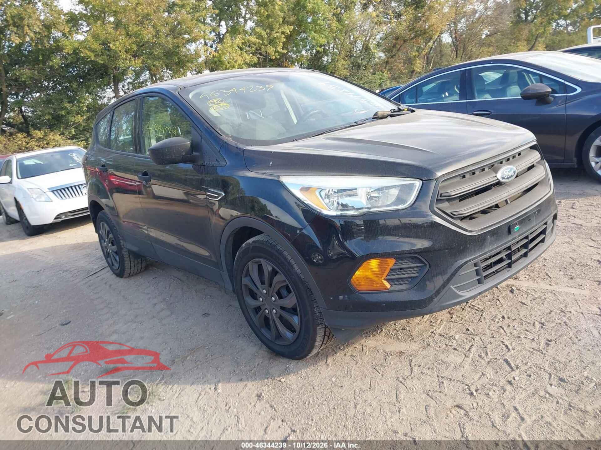 FORD ESCAPE 2017 - 1FMCU0F71HUB28009