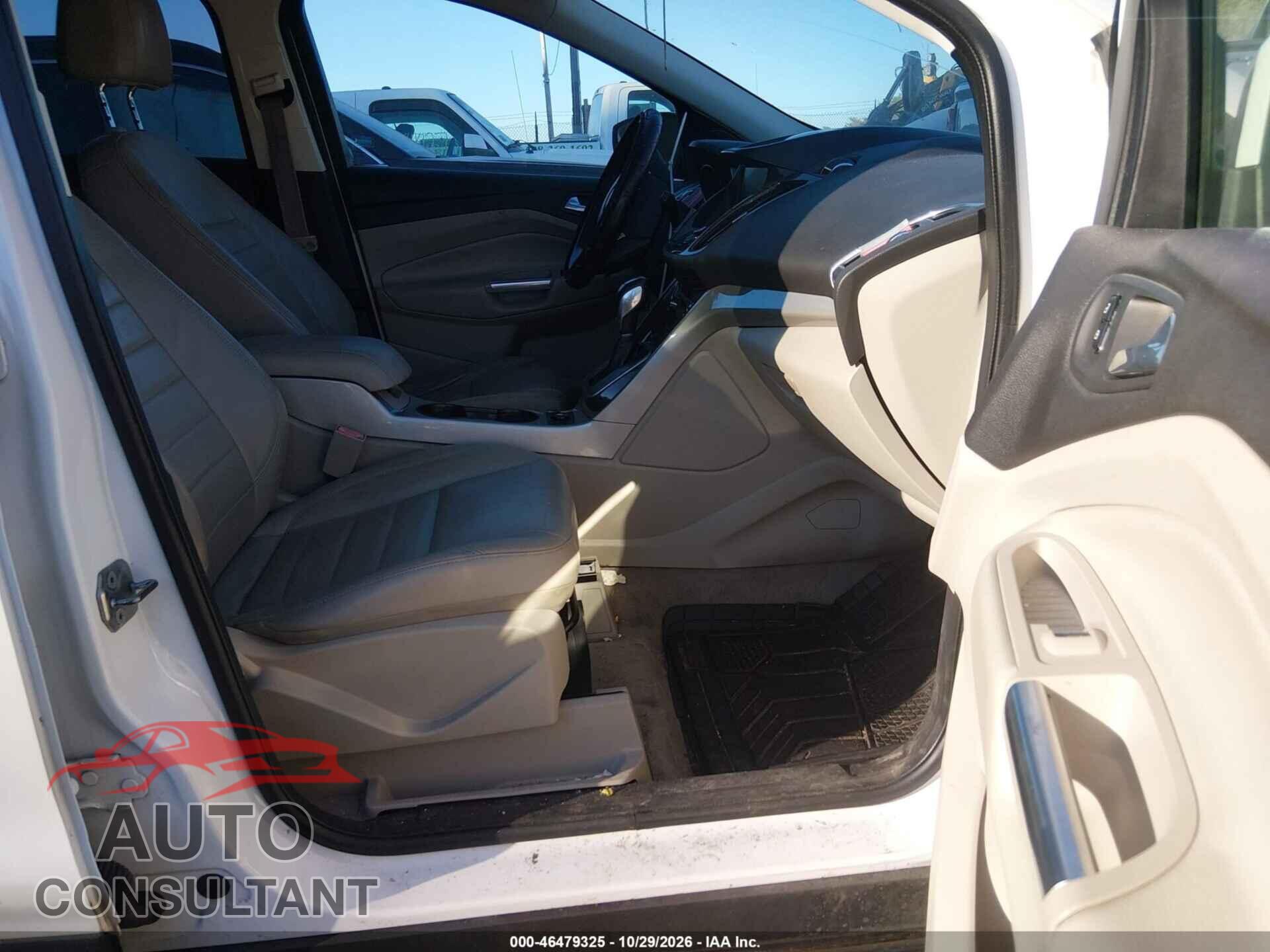 FORD ESCAPE 2013 - 1FMCU9HX2DUA51338