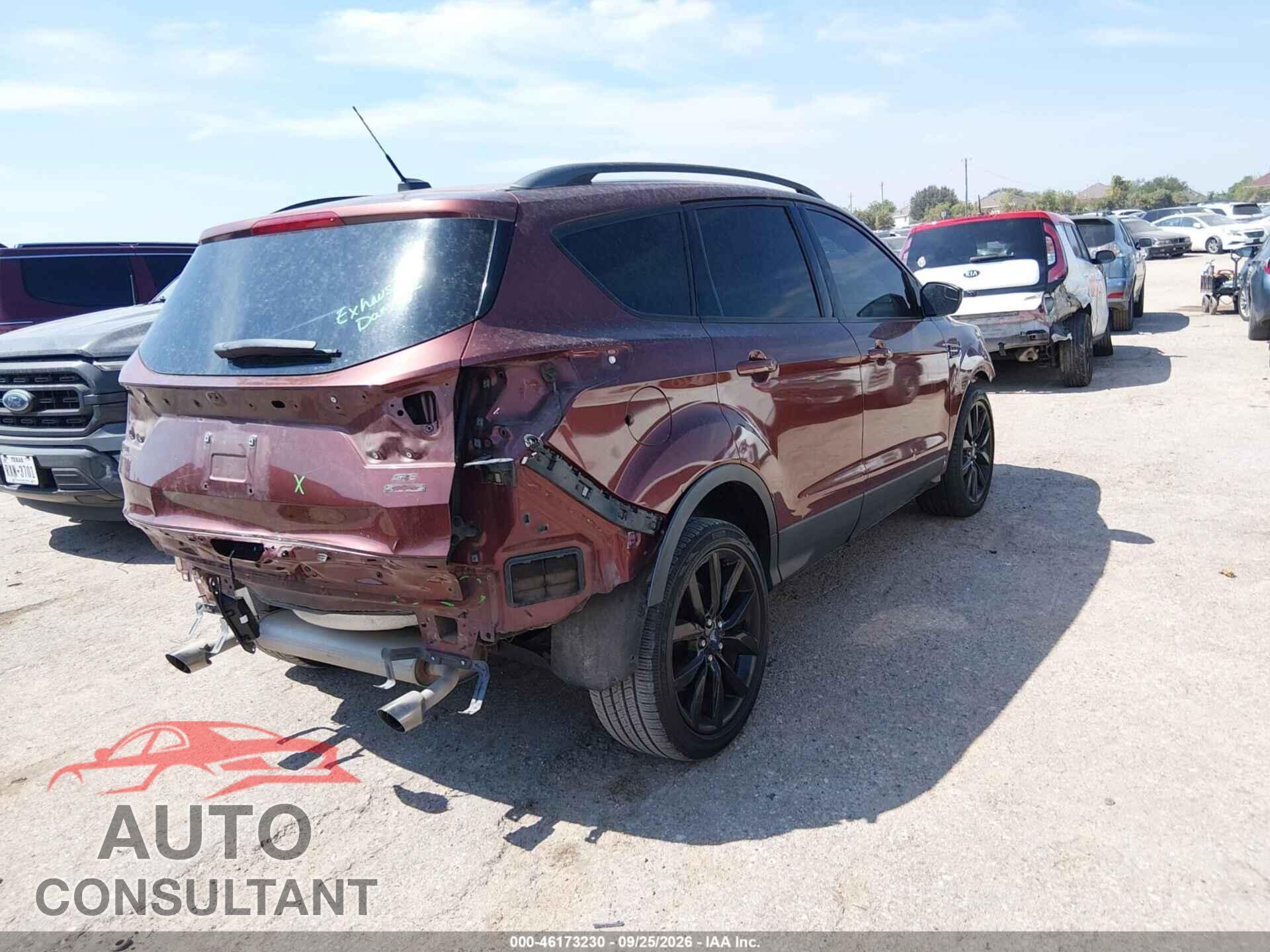 FORD ESCAPE 2018 - 1FMCU0GD9JUC08085